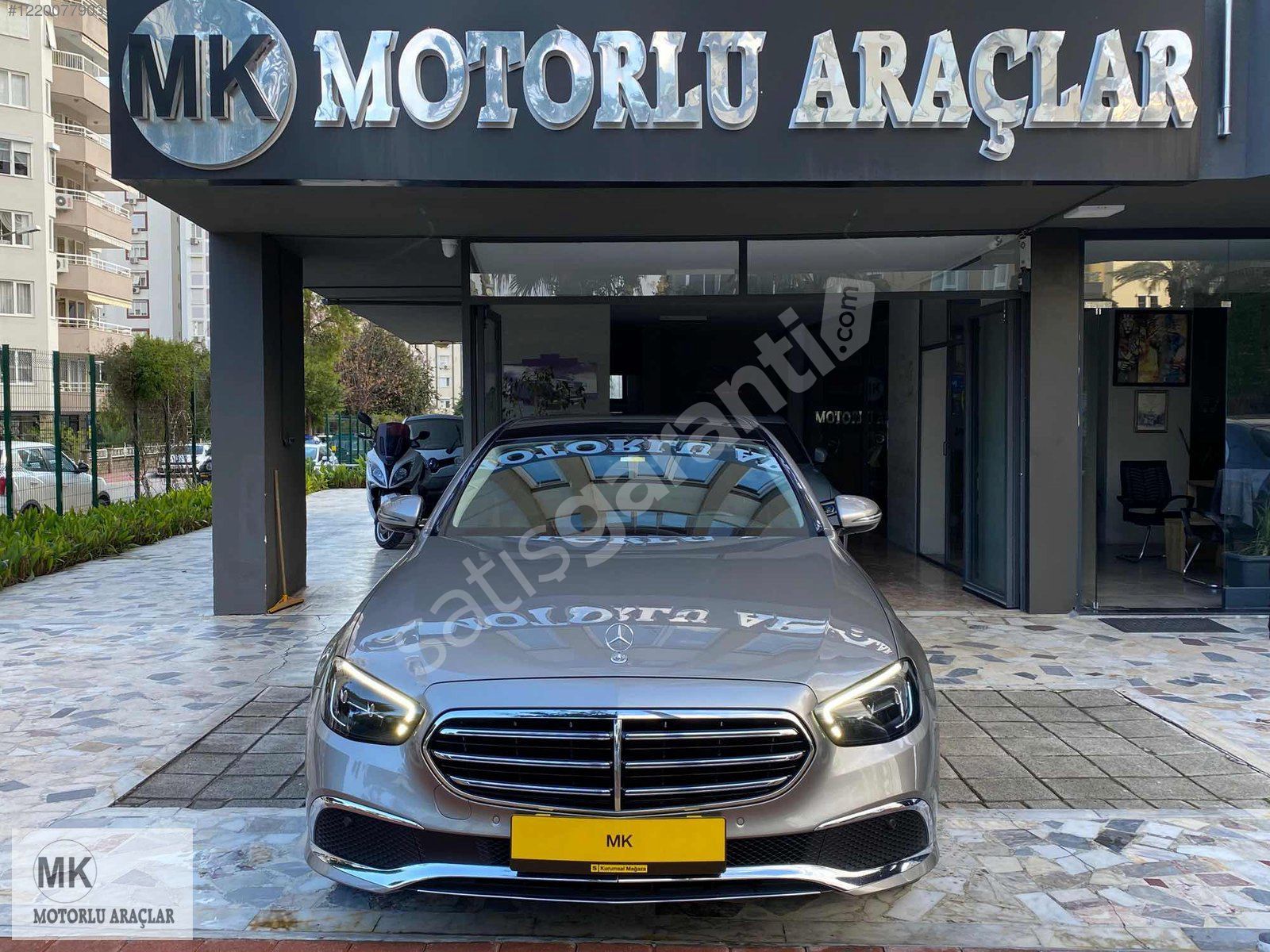 -MK MOTORLU ARAÇLAR-(HATASIZ) MERCEDES-BENZ E200d EXCLUSIVE