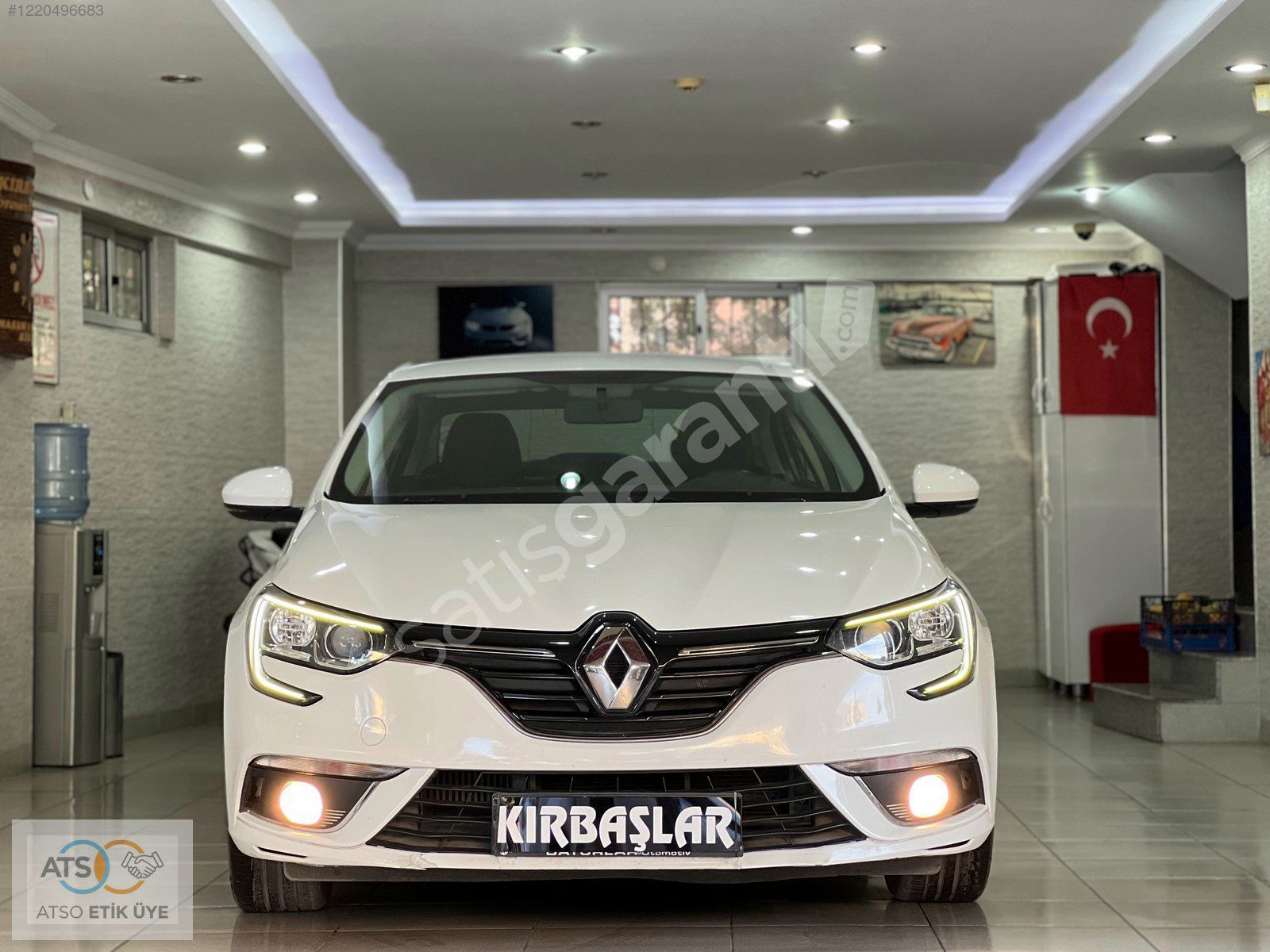 KIRBAŞLAR'DAN RENAULT MEGANE 1.5 DCİ TOUCH 2017 MODEL