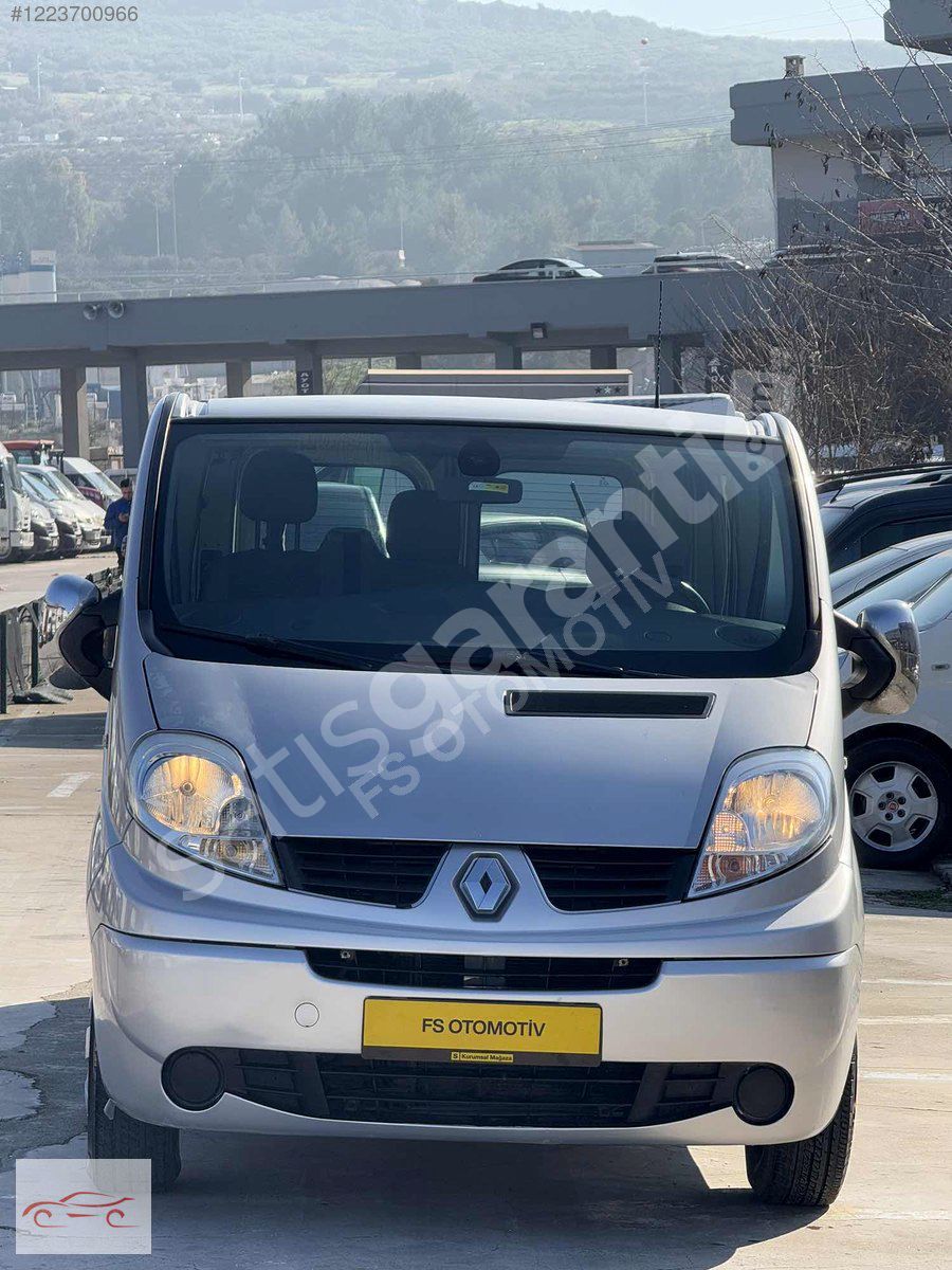 2011 RENAULT TRAFIC PANEL VAN KLİMALI 2.0 DCI 115 HP