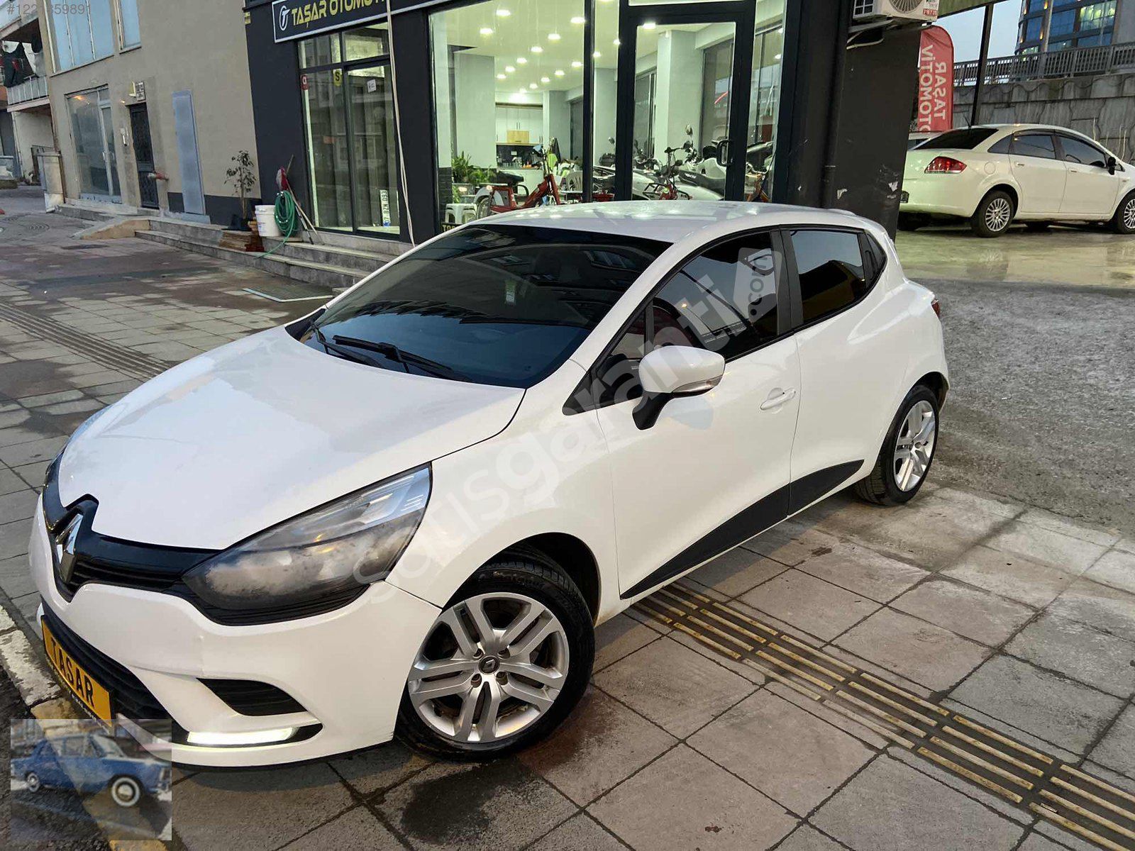 TAŞAR OTOMOTİV DEN 2019 RENAULT CLIO JOY BOYASIZ