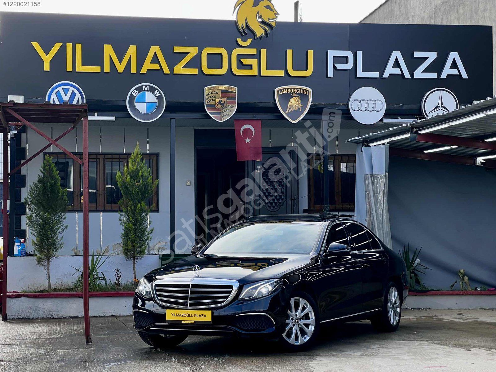 YILMAZOĞLU'DAN 2018 MERCEDES E180 EXCLUSİVE VAKUM 360 KAMERA