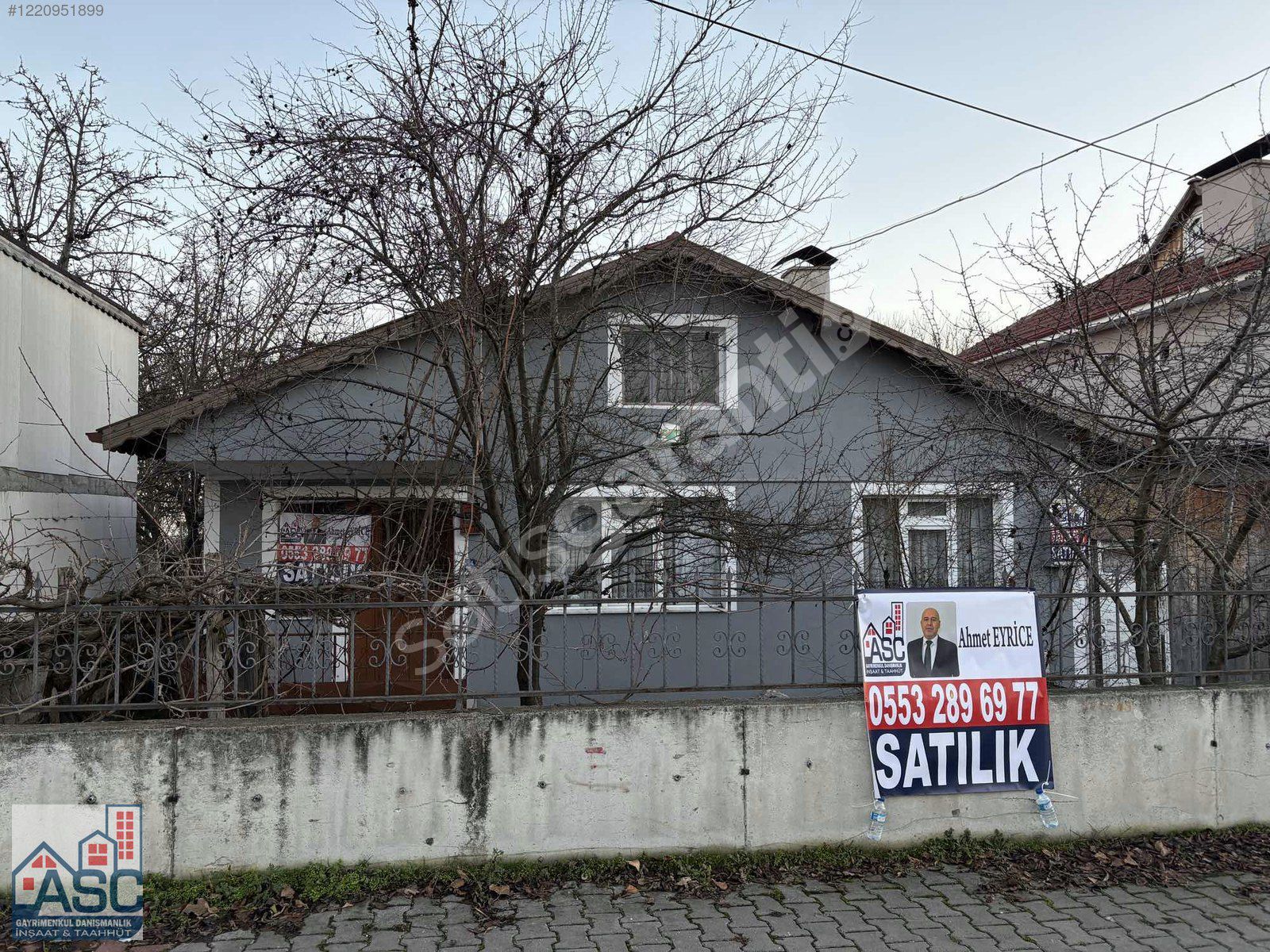 ASC DEN SATILIK GENİŞ BAHÇELİ MÜSTAKİL EV