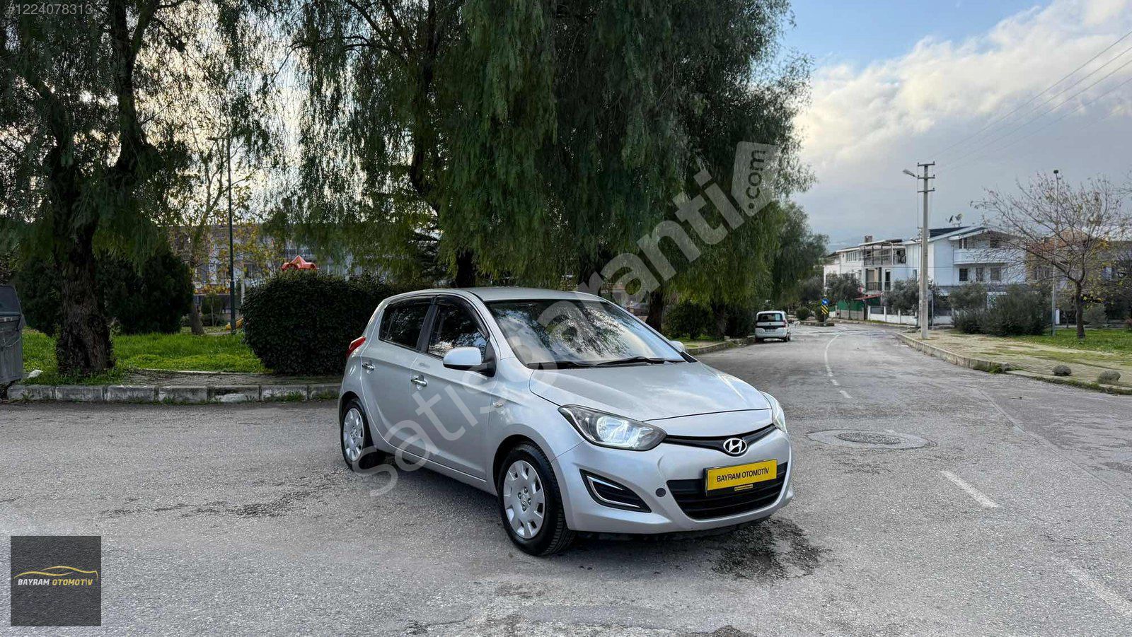 2013 HYUNDAİ İ20 1.4CRDİ KLİNALI ANINDA KREDİ