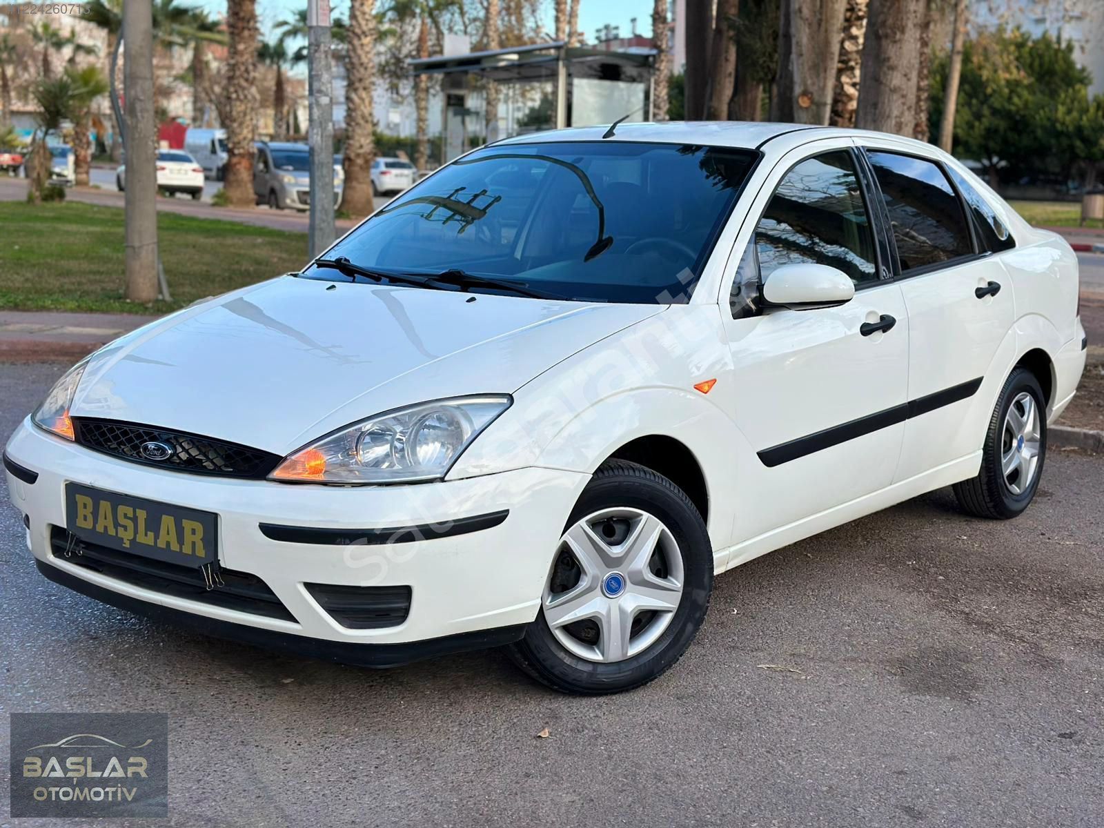 %50 PEŞİN GERİ KALANI 8 TAKSİT 0 KOMİSYON 2005 FORD FOCUS 1.6