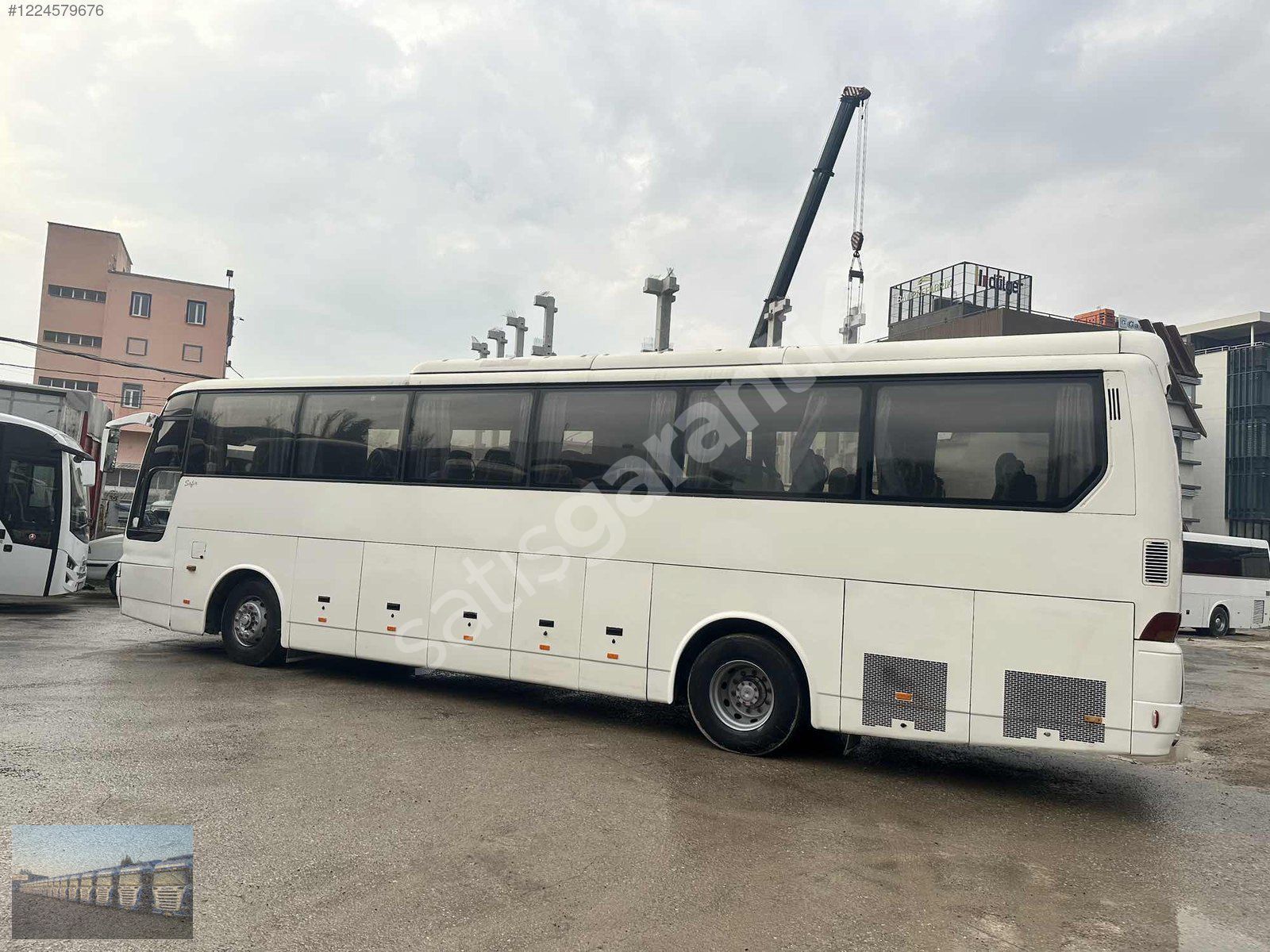 2004 model 46+1+1 kişilik çalışan araç