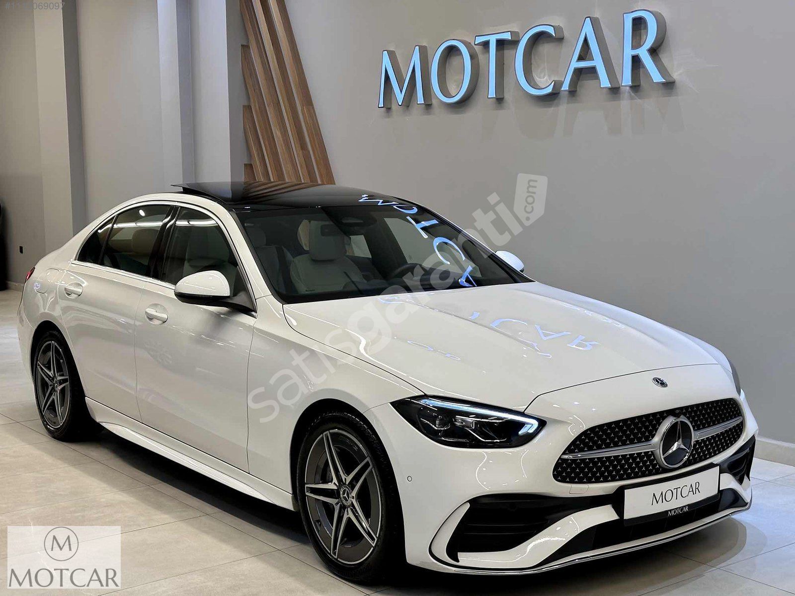MOTCAR MERCEDES C200 AMG 4MATİC - BOYASIZ-BEYAZ DERİ-30.000 Km