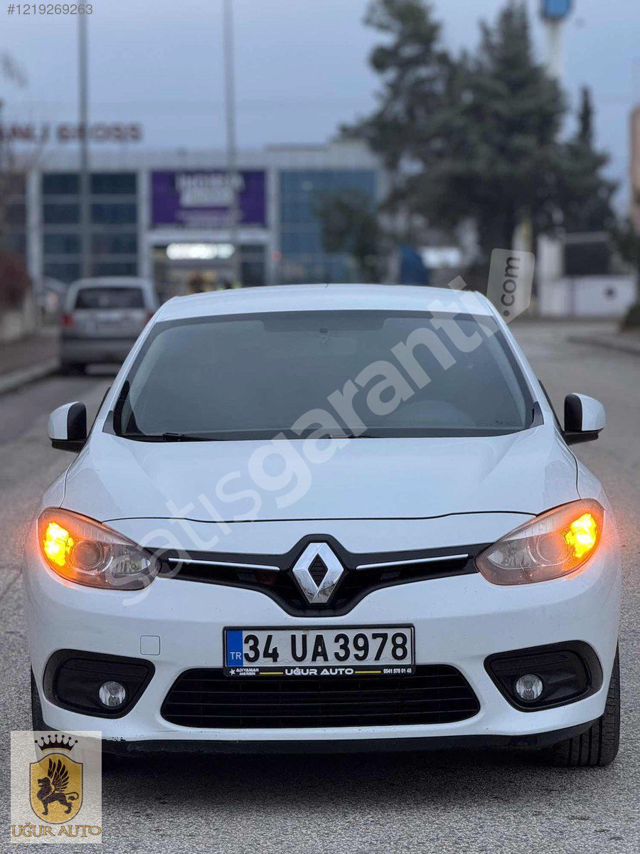 UĞUR AUTO DAN SIFIRDAN FARKSIZ TEK ÇAMURLUK BOYALI FLUENCE