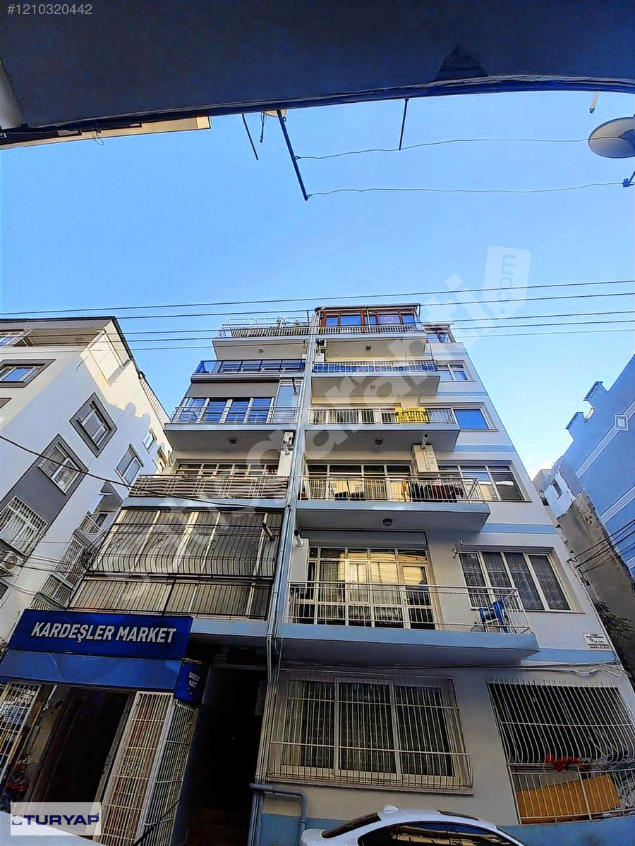 KONAK/KÜÇÜK YALI/AKIN SİMAV MAH. 130 M2 ARAKAT 3+1 SATILIK DAİRE