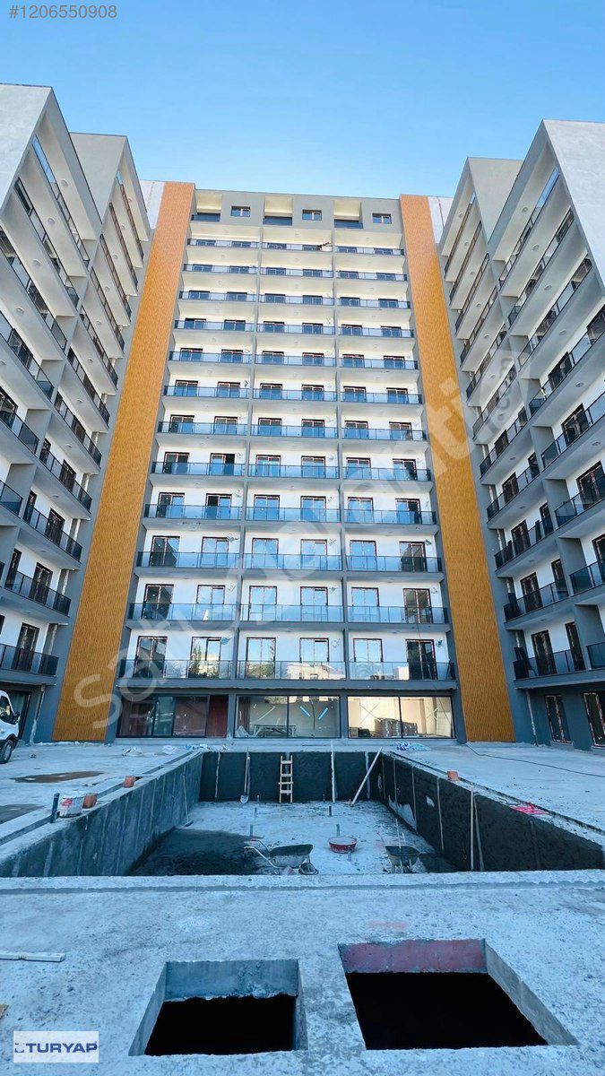 HAVUZLU SİTE İÇERİSİNDE LÜKS 2+1 TERAS DUBLEKSİ SATILIK DAİRE