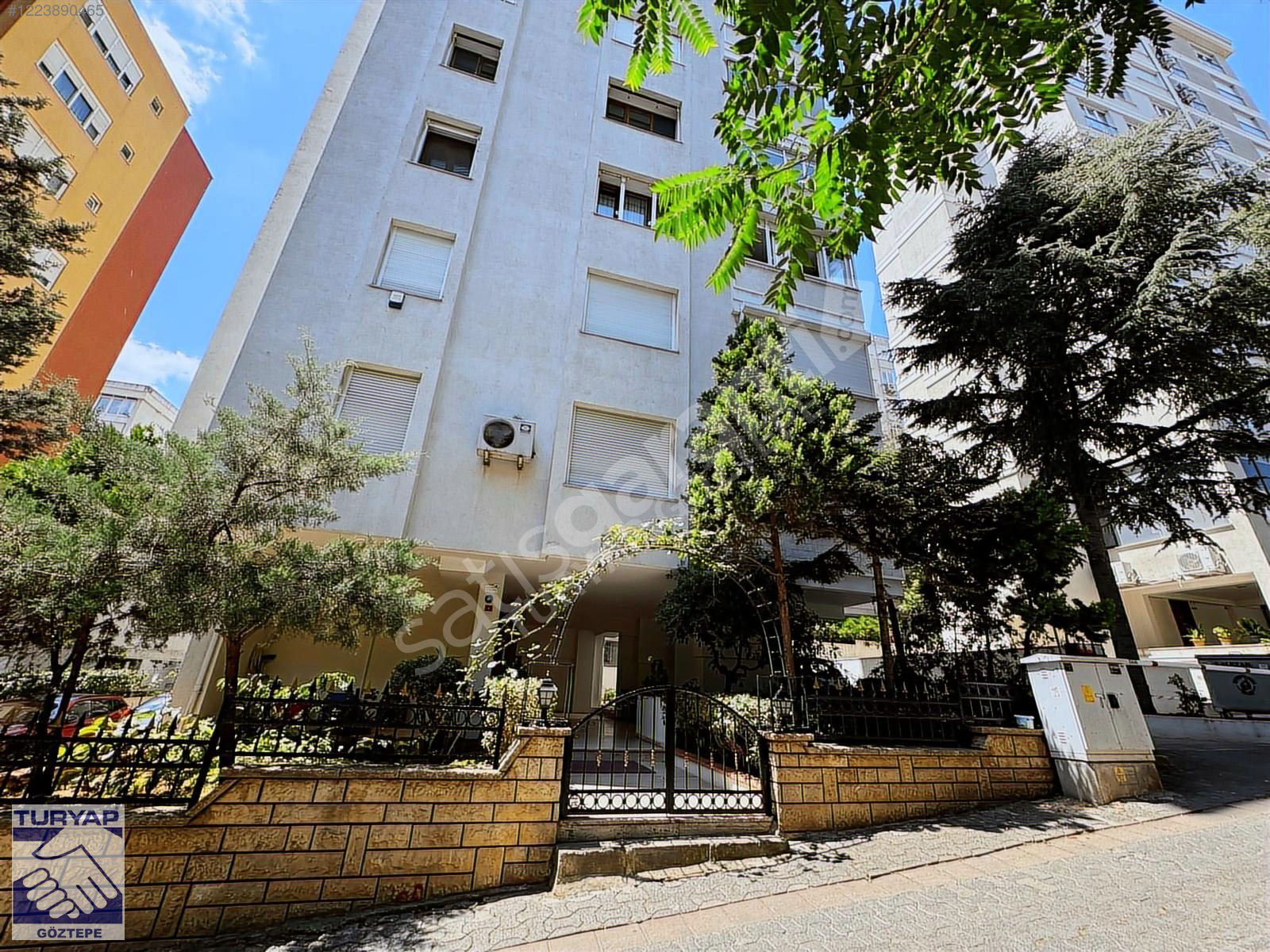 TURYAP GÖZTEPE DEN TÜTÜNCÜ MEHMET EFENDİ DE 4+1 SATILIK DAİRE