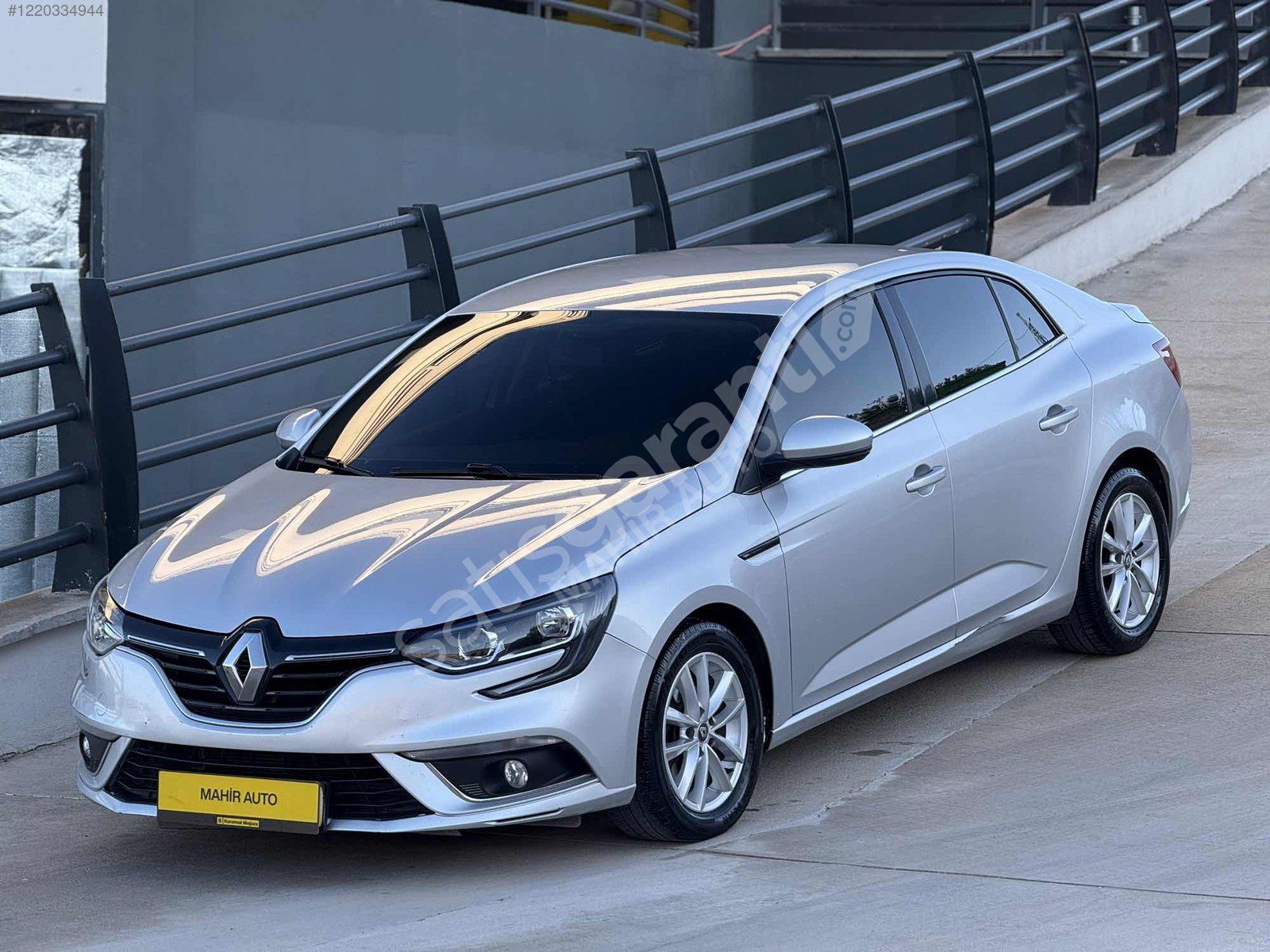 MAHİR AUTO 2020 MODEL MEGANE TOUCH