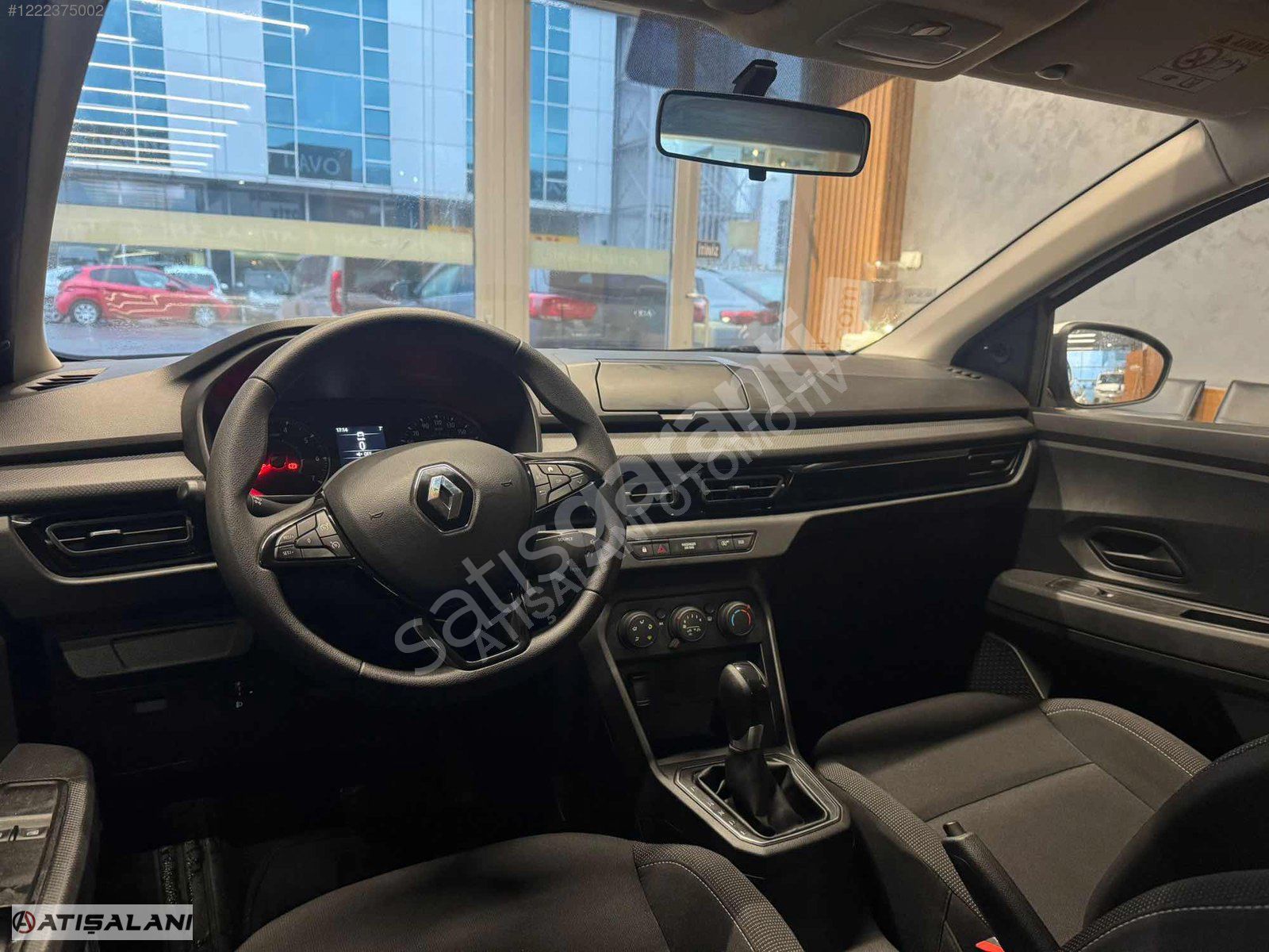 ATIŞALANI OTOMOTİV'DEN 2022 MODEL HATASIZ RENAULT TALİANT %20KDV