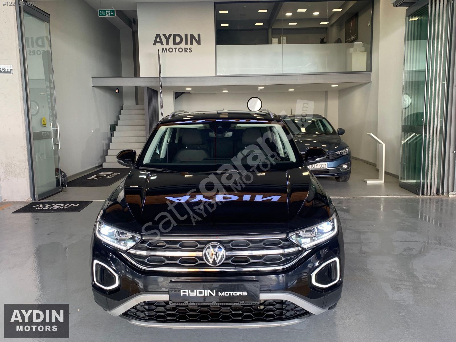 DEĞİŞENSİZ YETK. SERVİS BAKIMLI VOLKSWAGEN T-ROC 1.5 STYLE 150HP