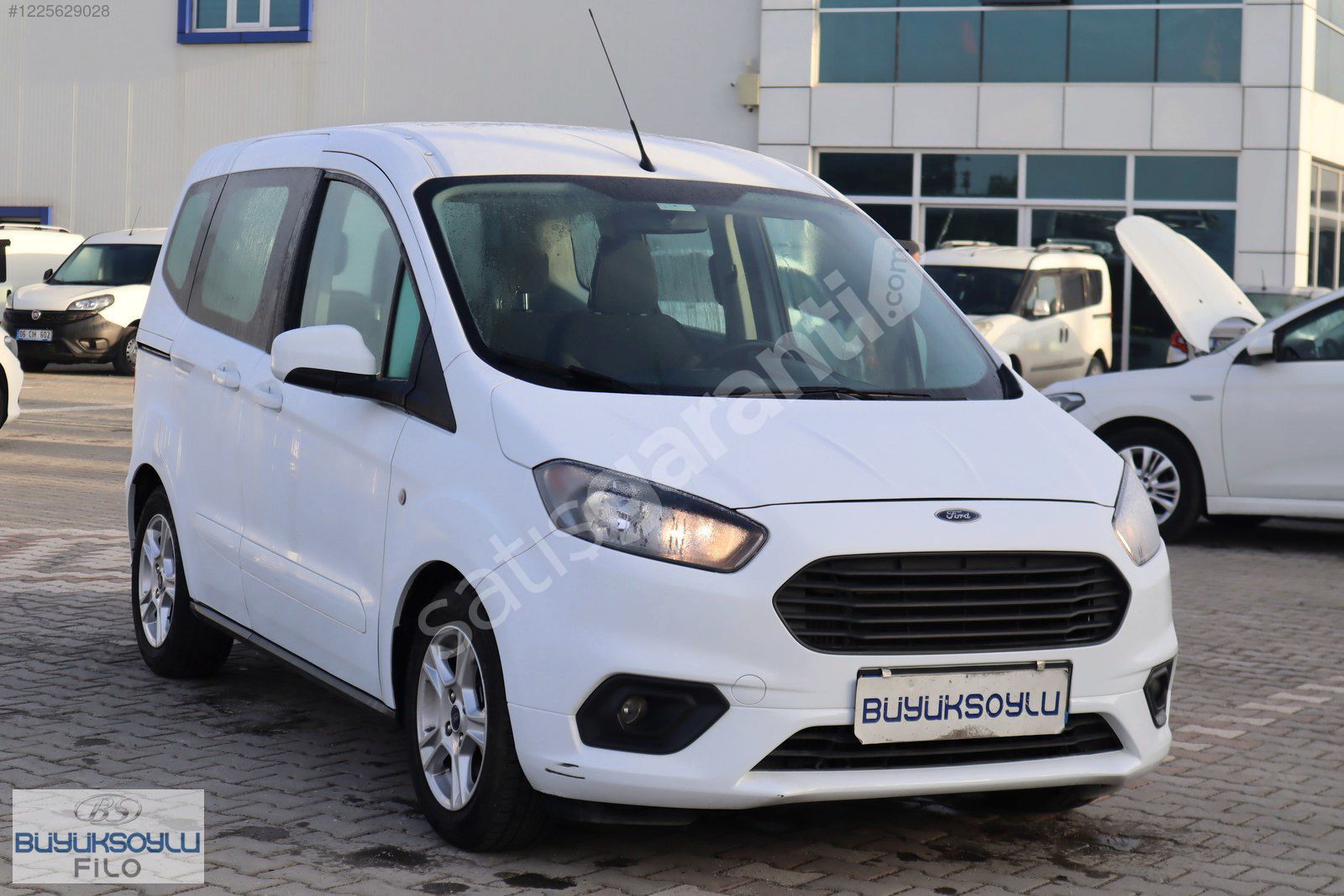 BÜYÜKSOYLU FİLO/2023 FORD TOURNEO COURİER 1.5 TDCI DELUXE 100 HP
