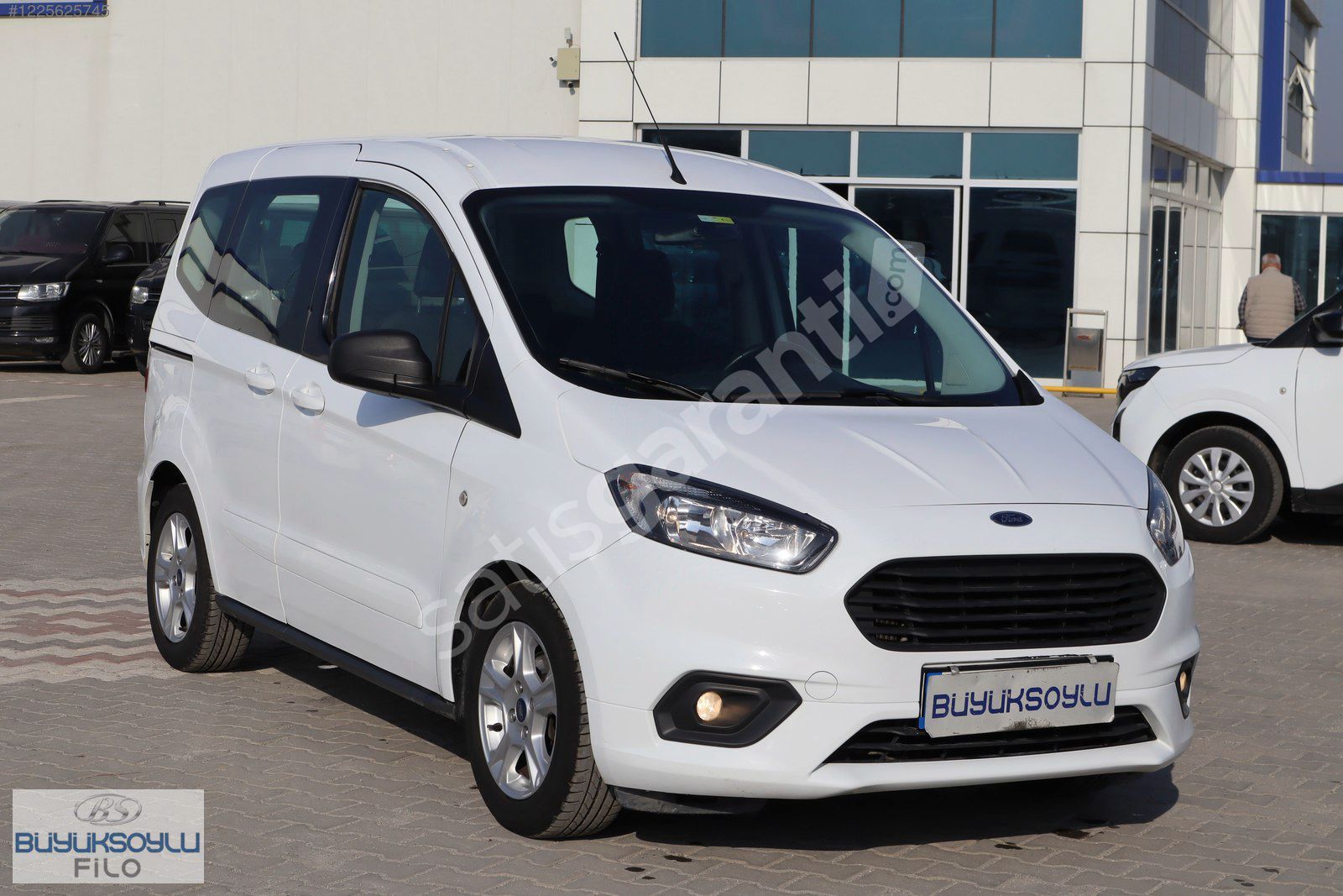 BÜYÜKSOYLU FİLO/2022 FORD TOURNEO COURİER 1.5 TDCİ DELUXE