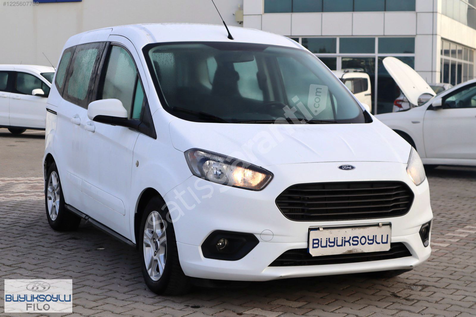 BÜYÜKSOYLU FİLO/2021 MODEL FORD TOURNEO COURİER 1.5 TDCİ DELUXE