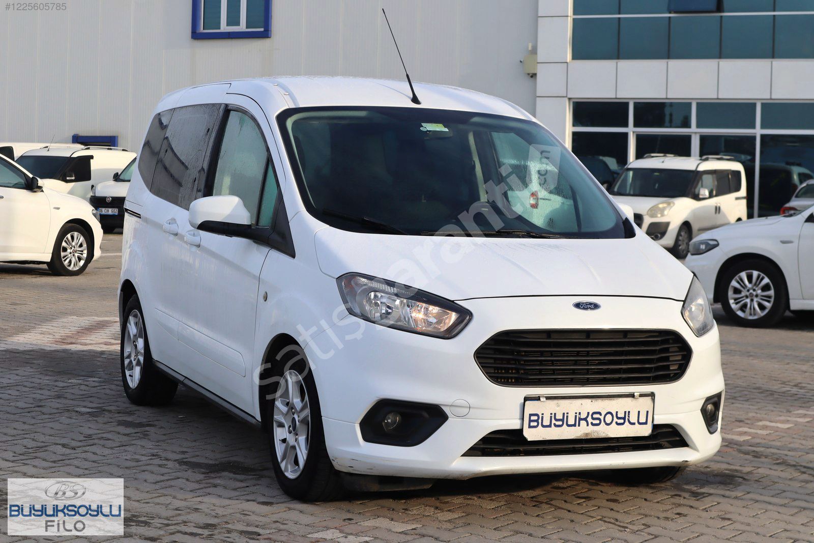 BÜYÜKSOYLU FİLO/2020 MODEL FORD TOURNEO COURİER 1.5 TDCİ DELUXE