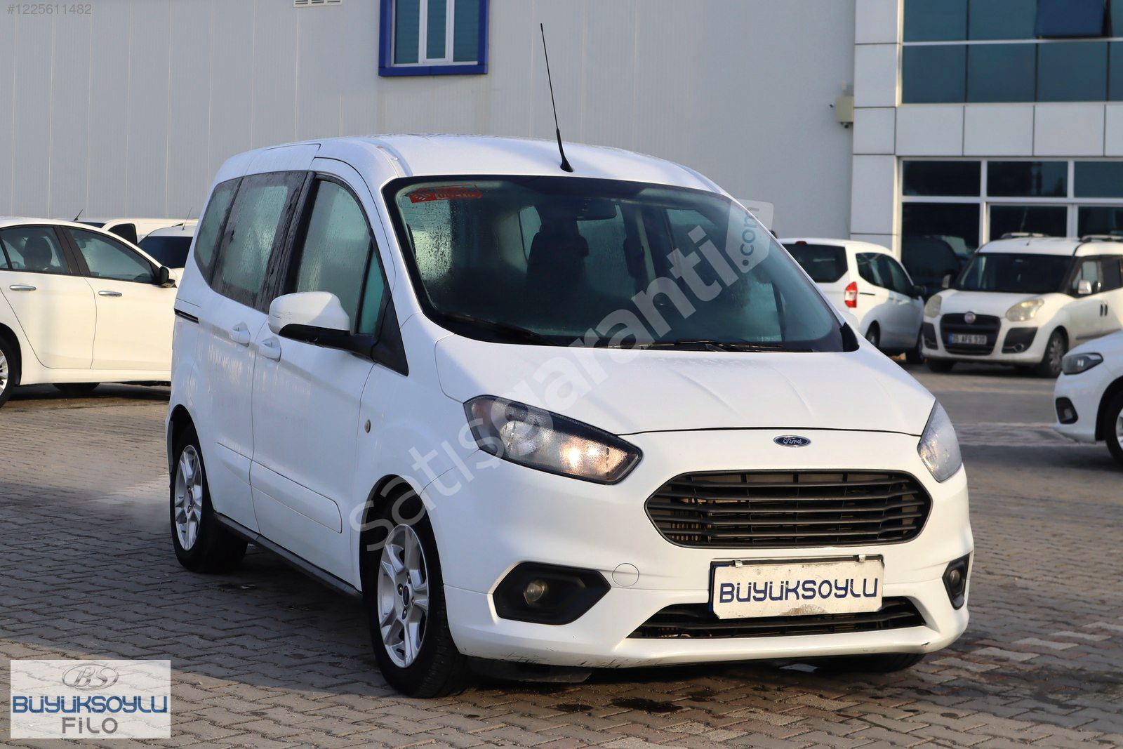 BÜYÜKSOYLU FİLO/2021 MODEL FORD TOURNEO COURİER 1.5 TDCİ DELUXE
