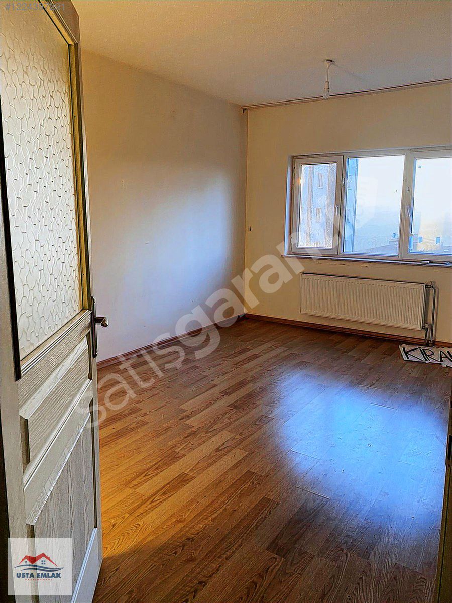 HADIMKÖY TOPLU KONUTLARDA KİRALIK 85 M2 DAİRE
