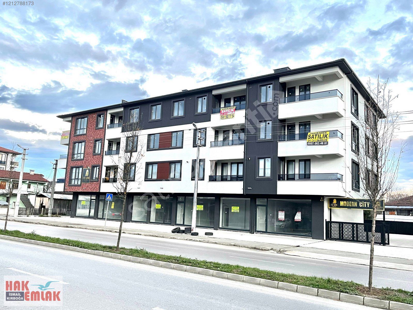 Hak Emlak'tan Merkezi Konumda Çay Mah Satılık 2+1 Uygun Daireler