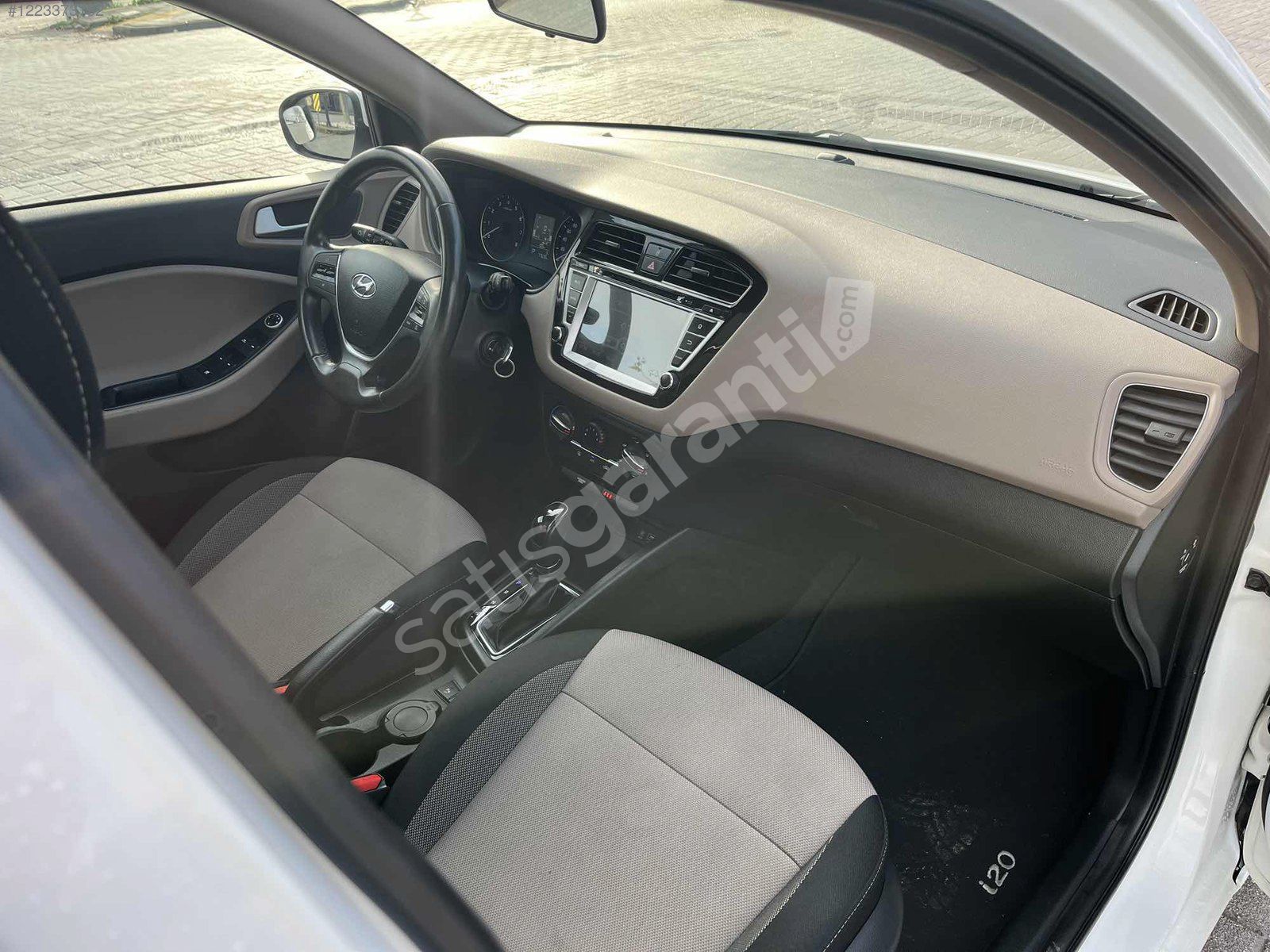 KARAPINAR OTOMOTİV DEN CAM TAVAN HYUNDAİ İ20