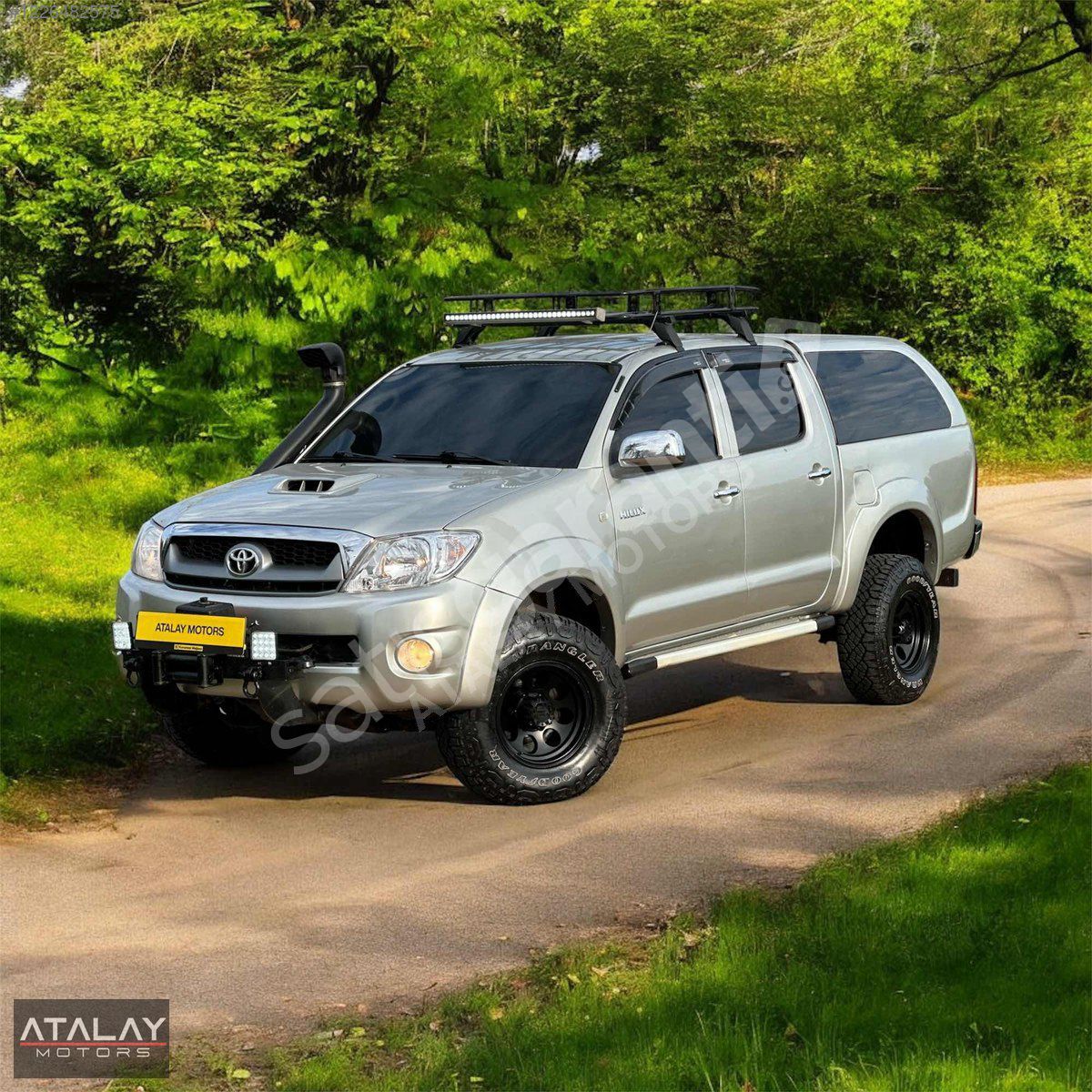 OFF ROAD DONANIMLI 4*4 TOYOTA HİLUX EKSTRASI BOL KURULU DÜZEN