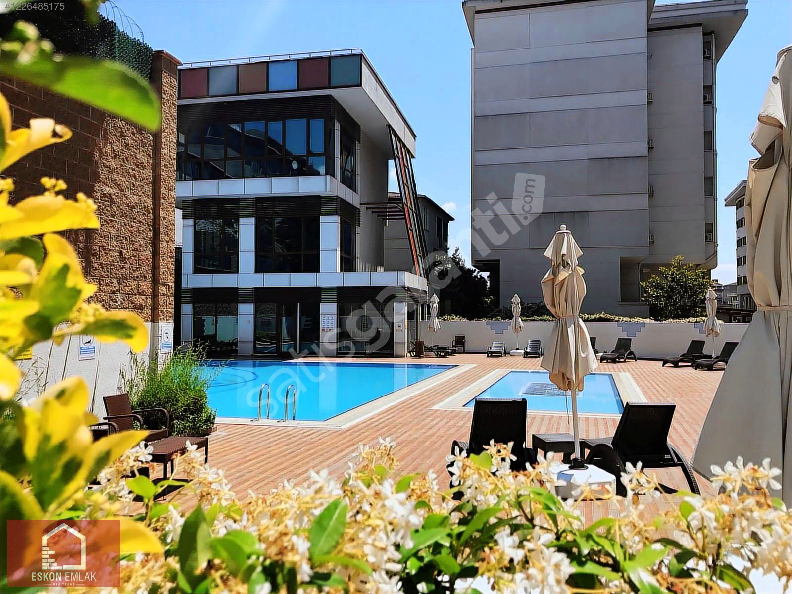SİTE İÇİNDE SATILIK 2+1 BAHÇE DUBLEKSİ BOŞ DAİRE HEMEN TAŞIN
