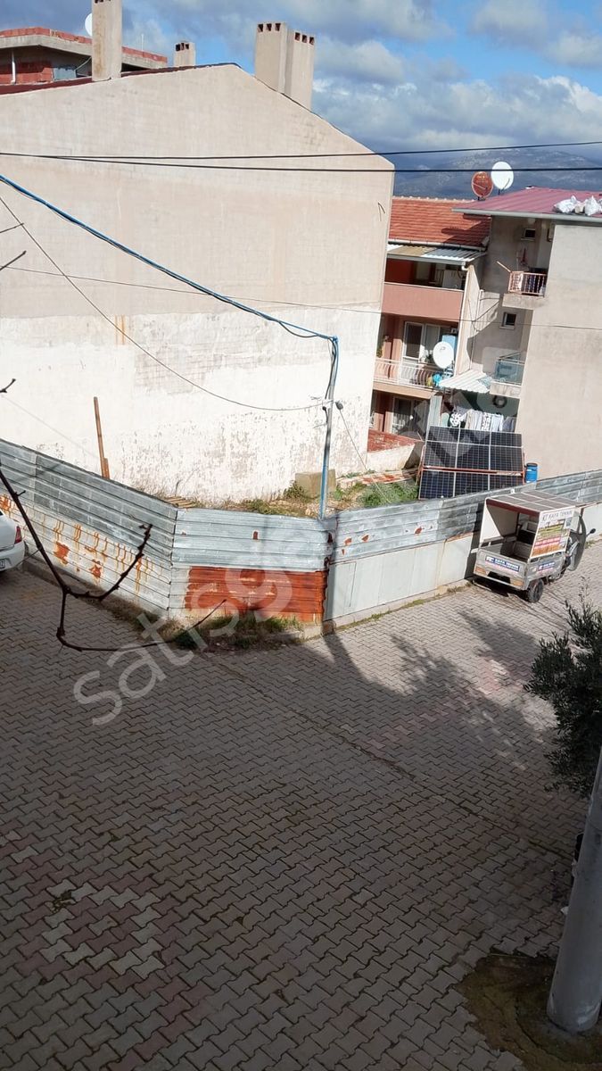 KEMALPAŞA'NIN TUTULAN BÖLGESİNDE SATILIK ARSA