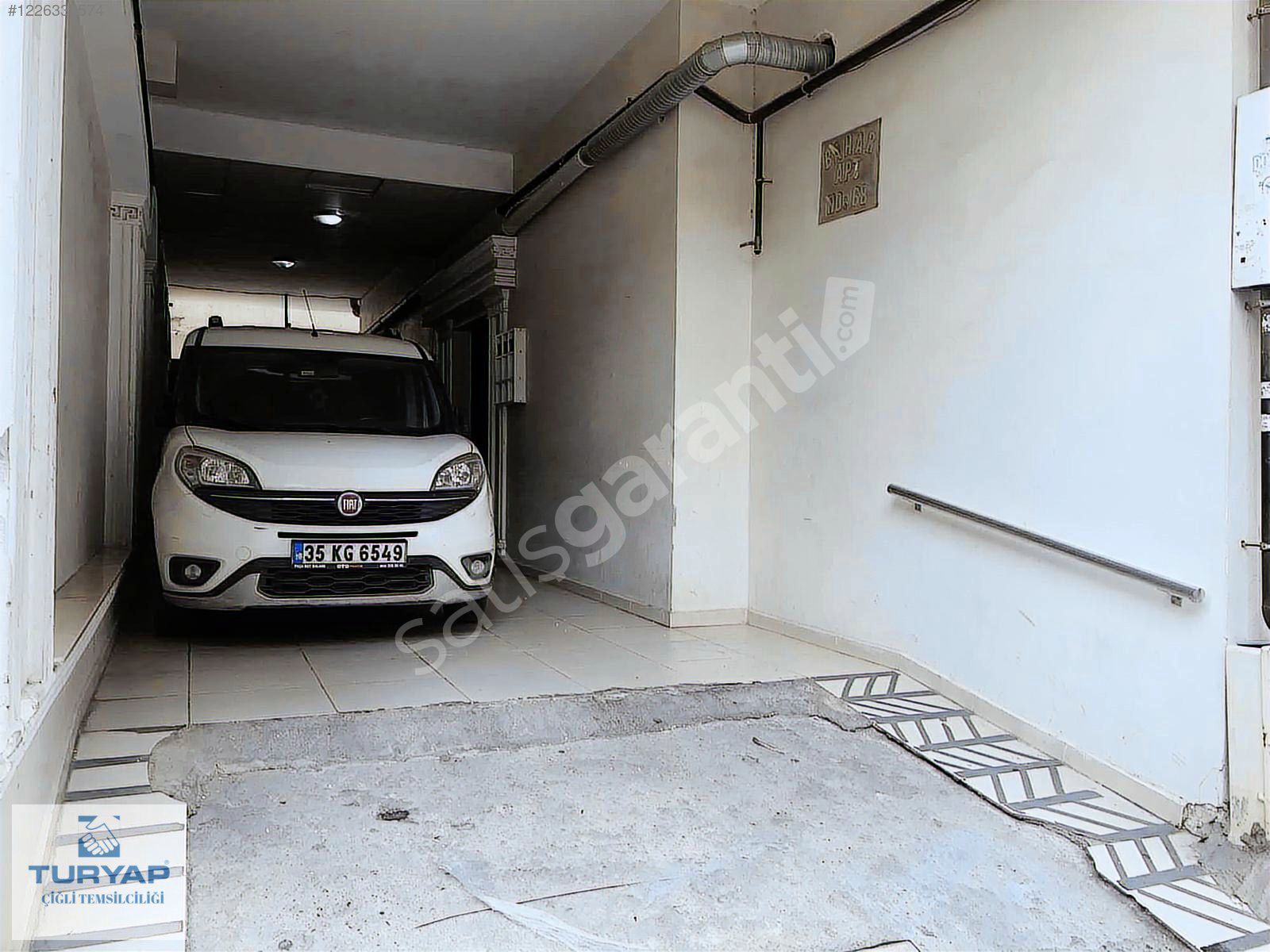 Küçük Çiğli Mahalles'nde 2+1 Kiralık Daire