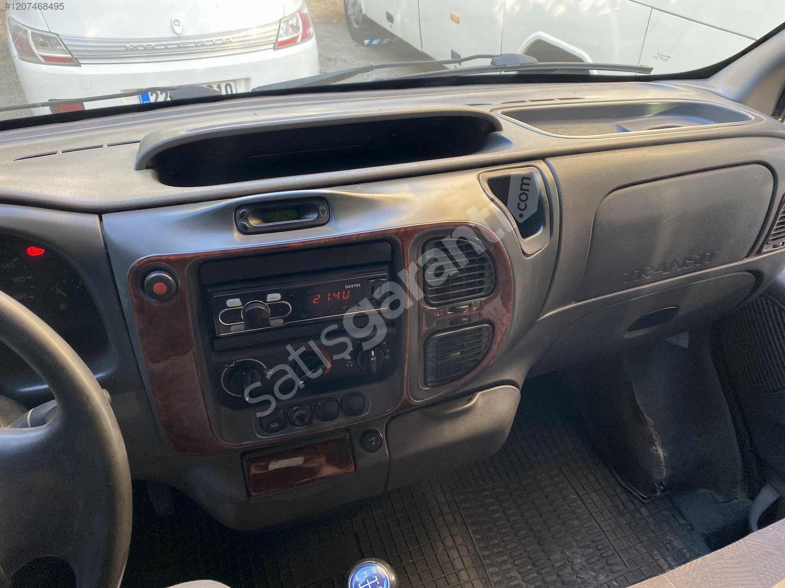 ŞAHİN OTOMOTİVDEN 12+1 klimali transit