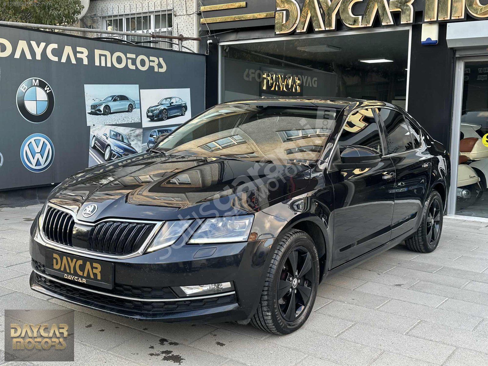 DAYCAR MOTORS SKODA OCTAVİA STYLE CR 1.6TDI OTOMATİK HATASIZ.
