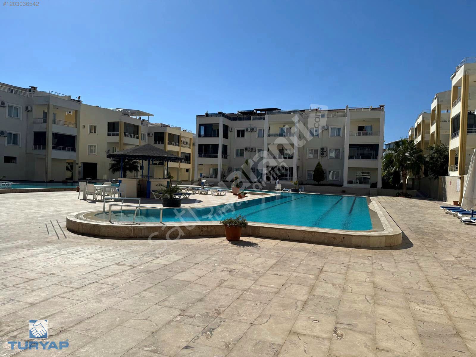 DİDİMDA SATILIK HAVUZLU GÜVENLİKLİ LÜKS SİTEDE EŞYALI 2+1 DAİRE