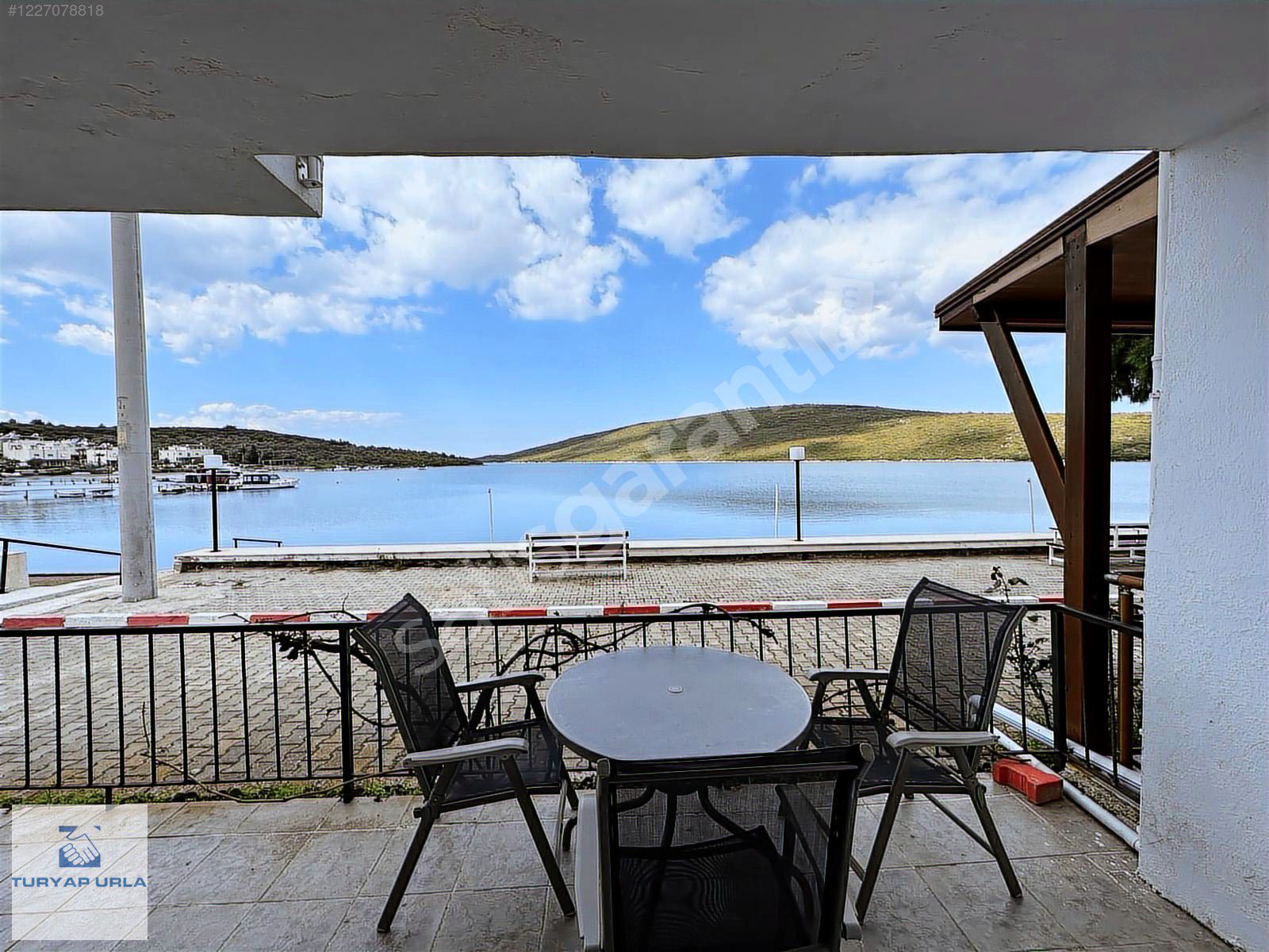 TURYAP'tan Urla Özbek'te Denize Sıfır 2+1 Eşyalı Daire