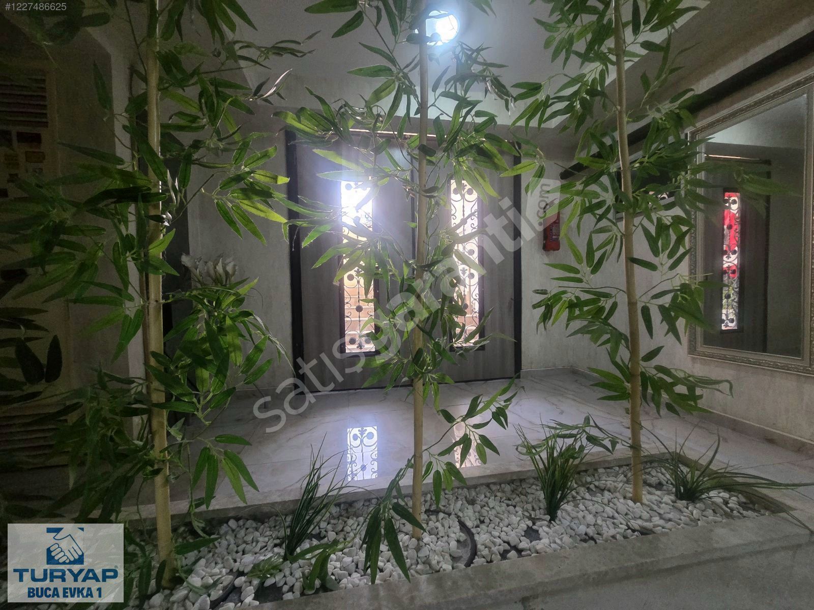 Yaylacıkta Panorama Evlerinde 2+1 Bahçeli Satılık Daire