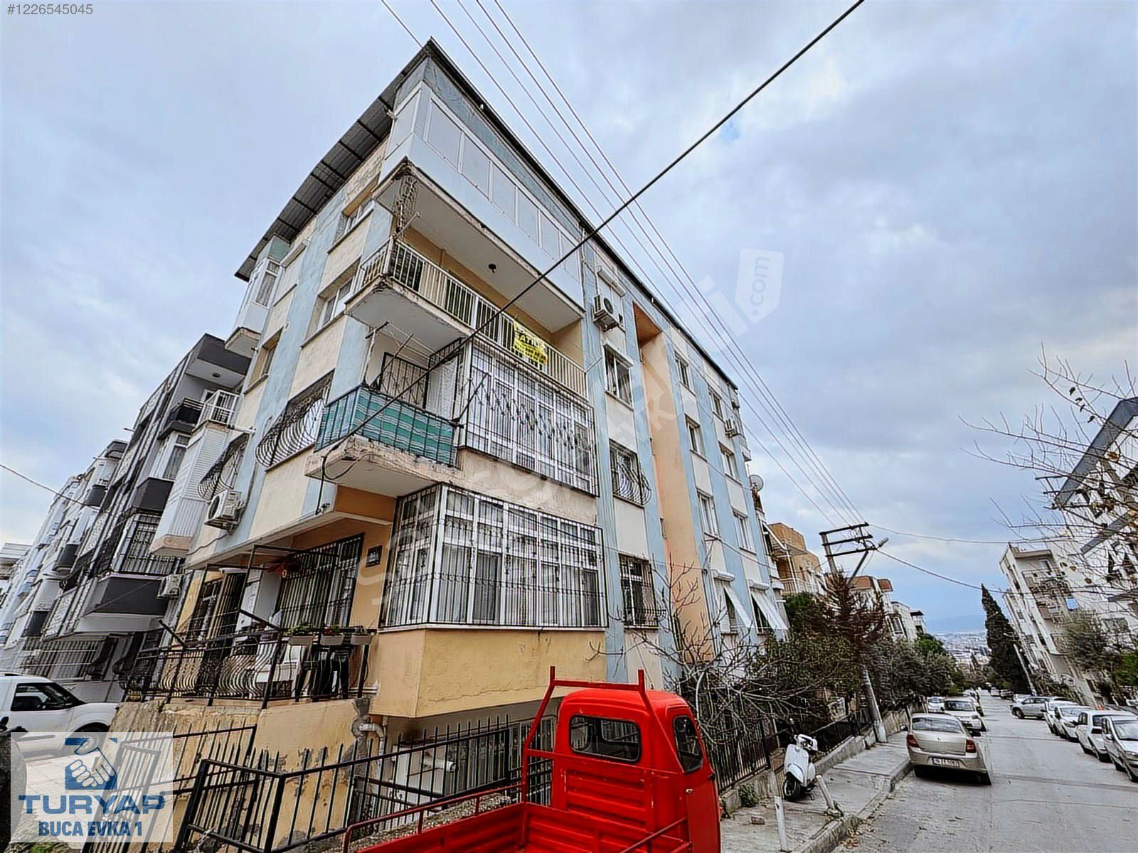 FIRSAT!!! Buca İşçievlerinde Acil Satılık 3+1 Arakat Daire