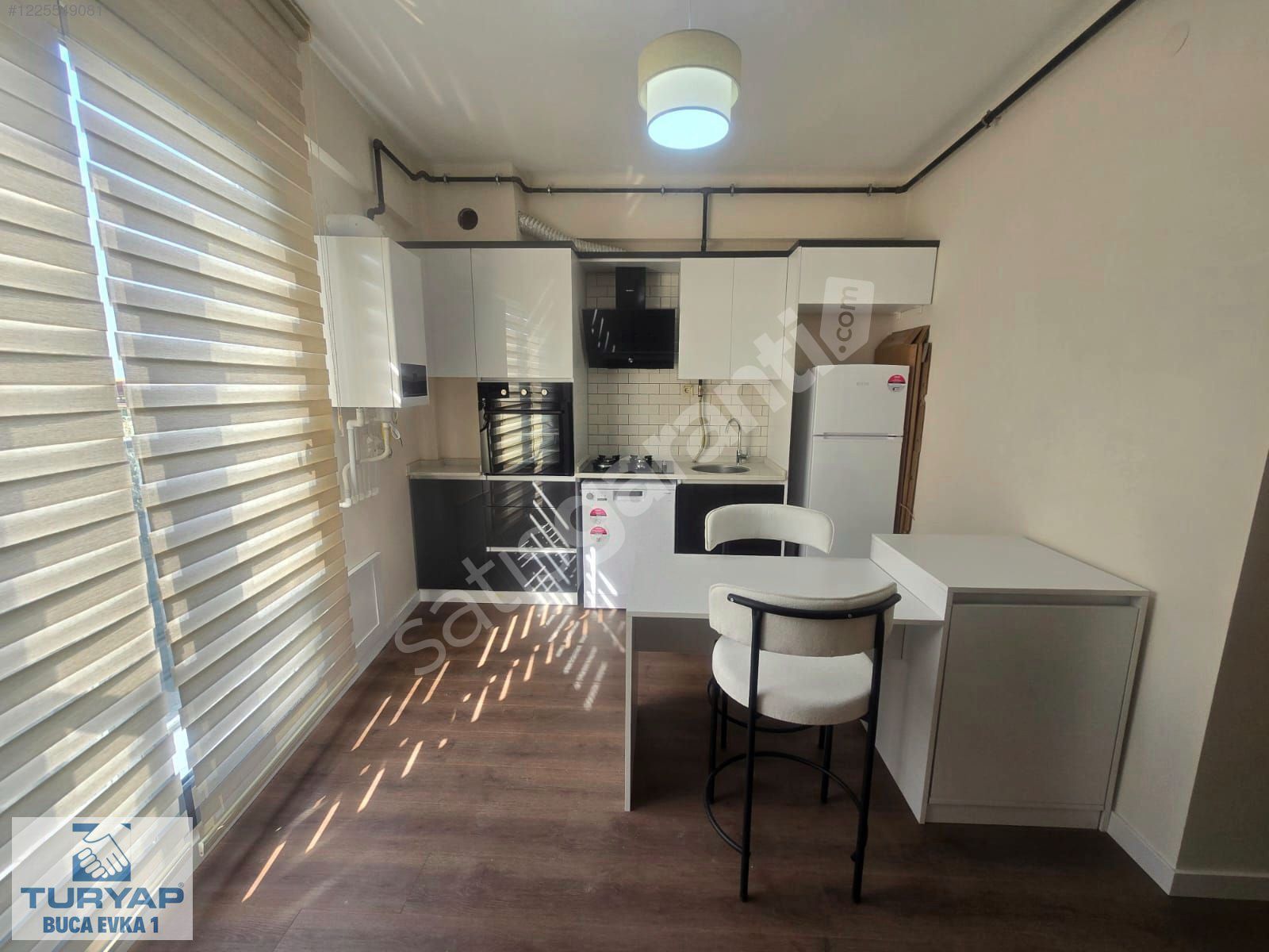 Buca Tenis Kulubü Yakını 1+1 Eşyalı Arakat Asansörlü Kiralık