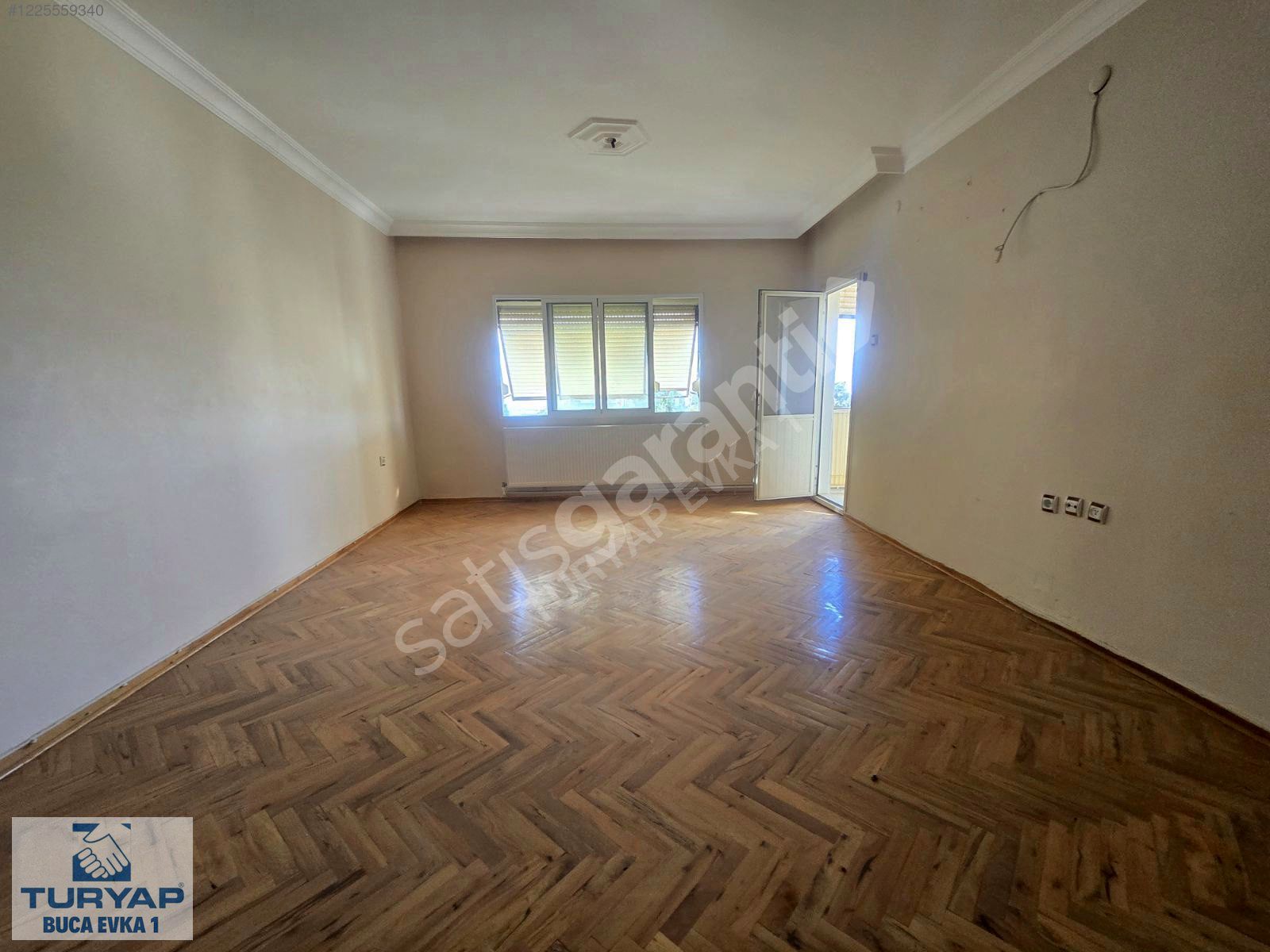 Buca Evka1 de 3+1 Arakat Doğalgazlı Kiralık Daire