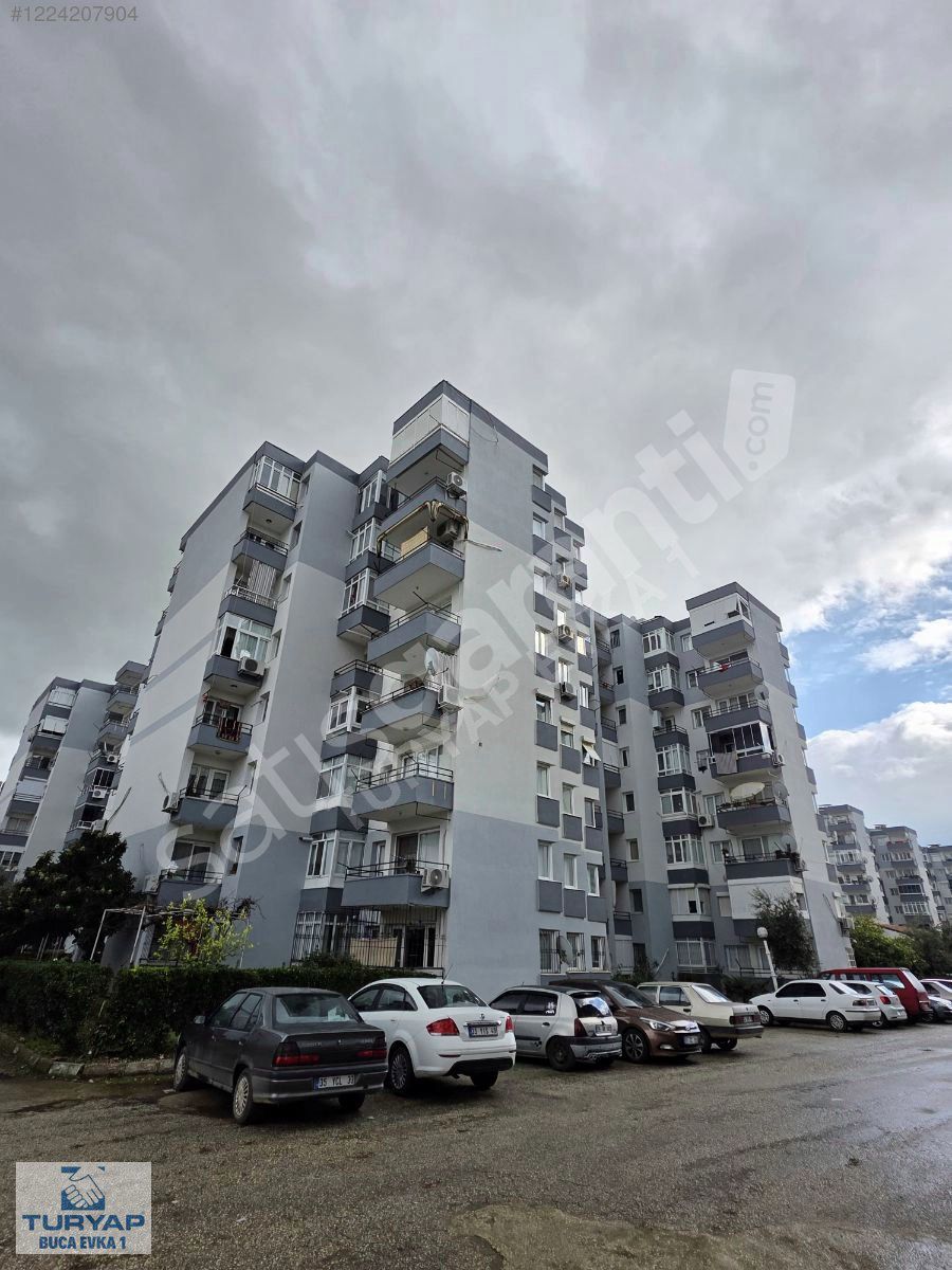 TİRE HASTANE KARŞISI SİTE İÇİ ARAKAT 3+1 SATILIK D.GAZLI DAİRE