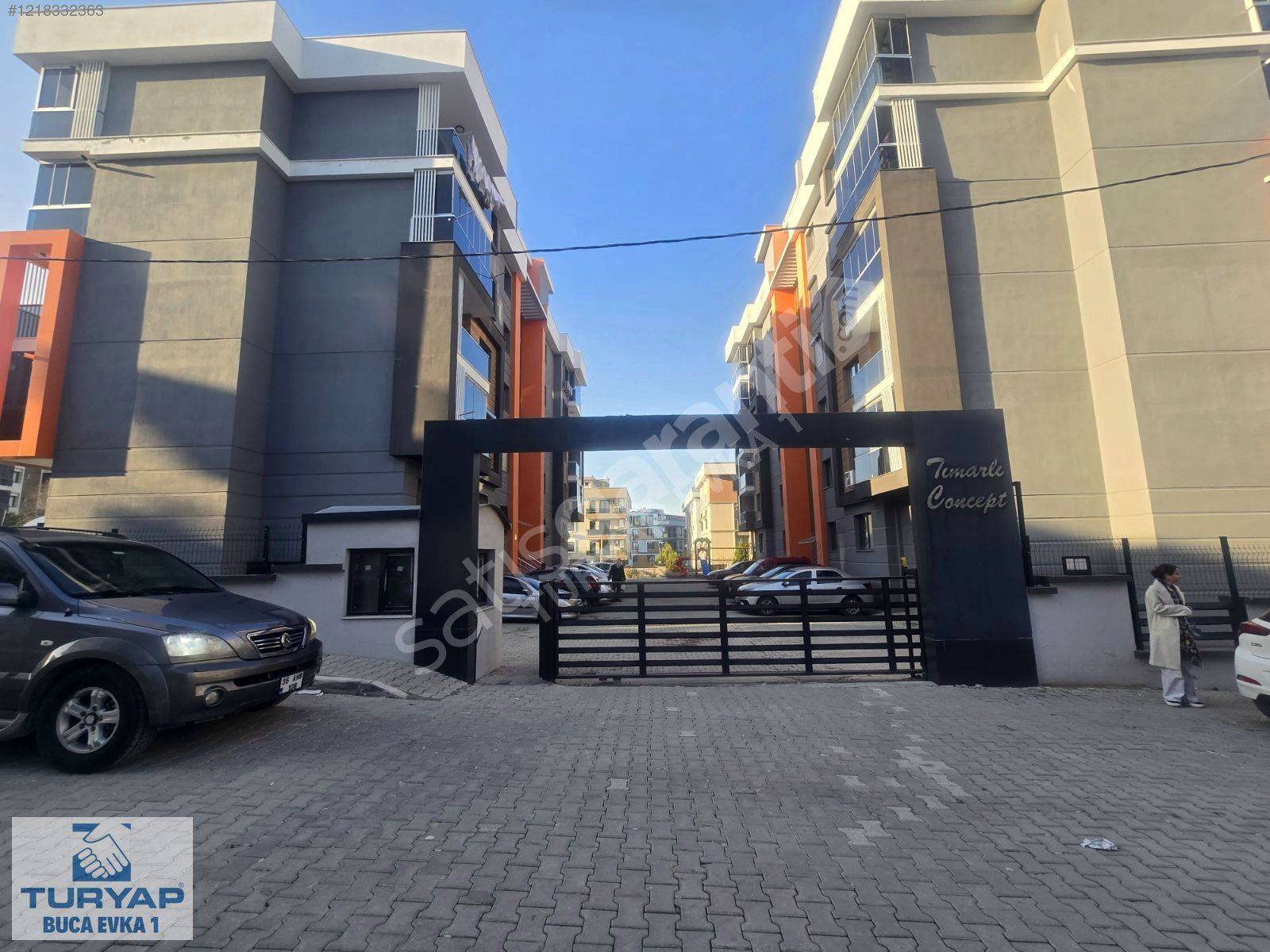Buca da Site İçi 3+1 Ebeveyn Banyolu Arakat Satılık Daire