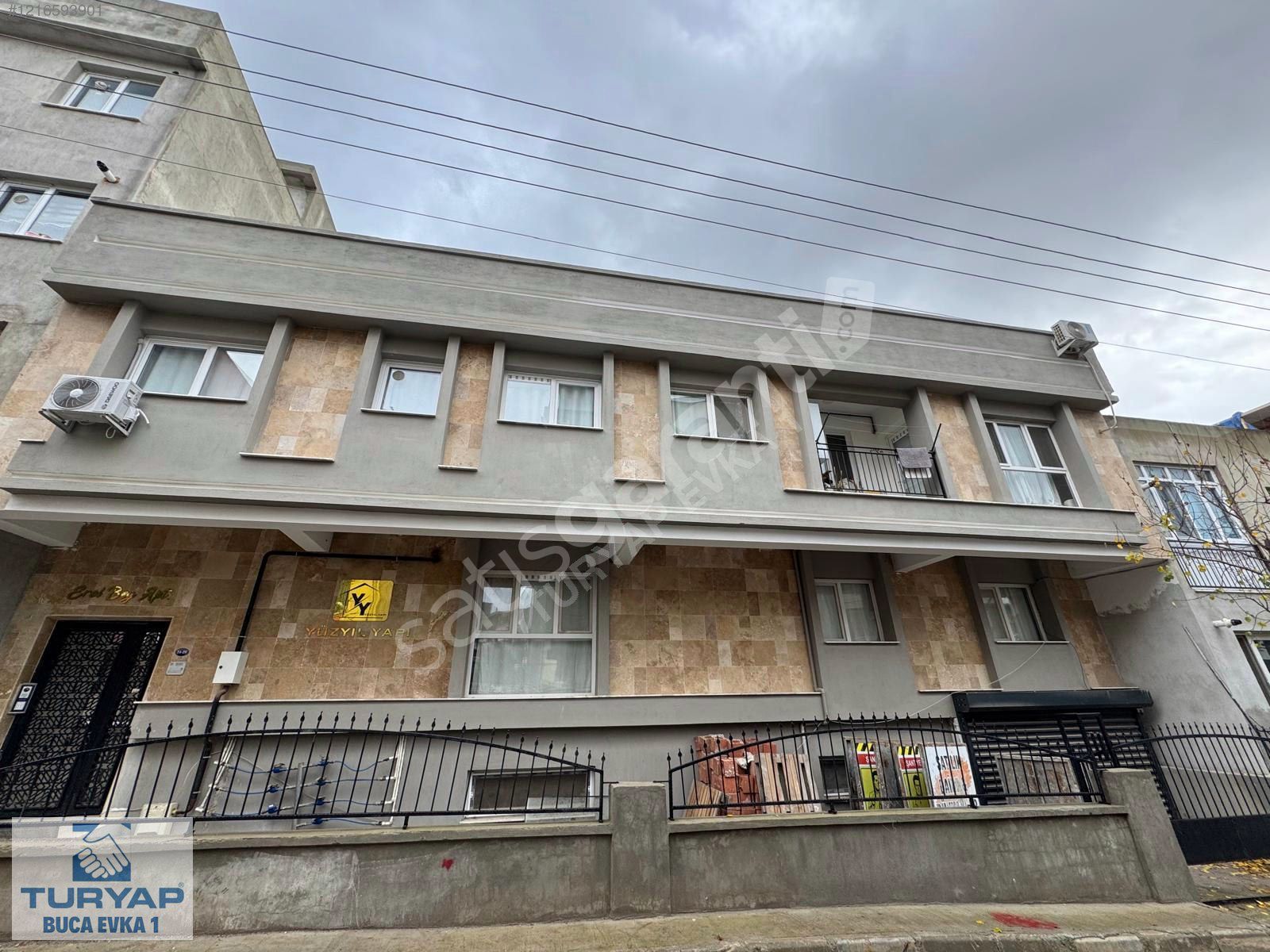 Buca Adatepe Merkezi Konumda Satılık 2+0 Eşyalı Lüx Yeni Daire