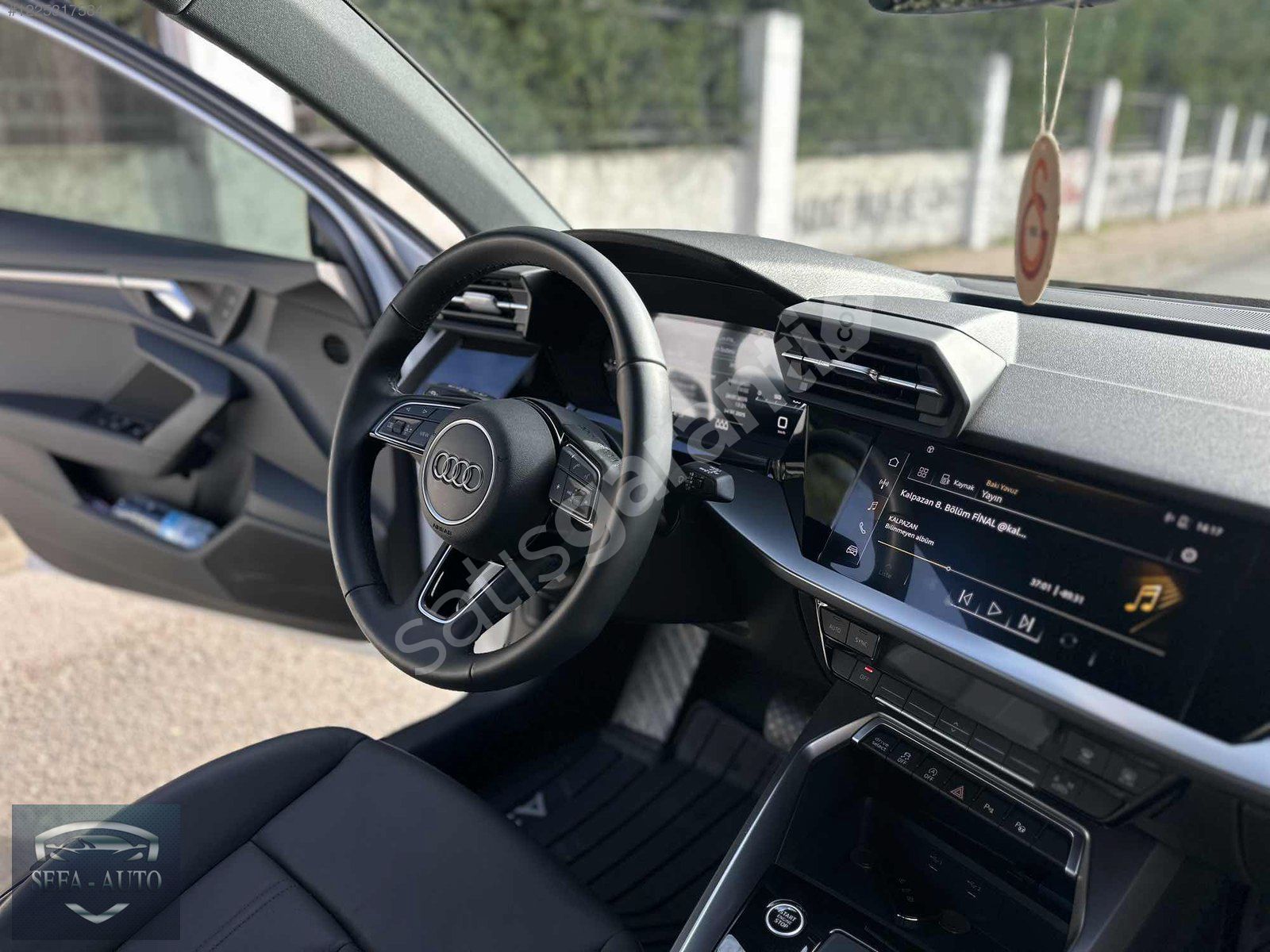 AUDI // A3 35 TFSI // ADVANCED PAKET