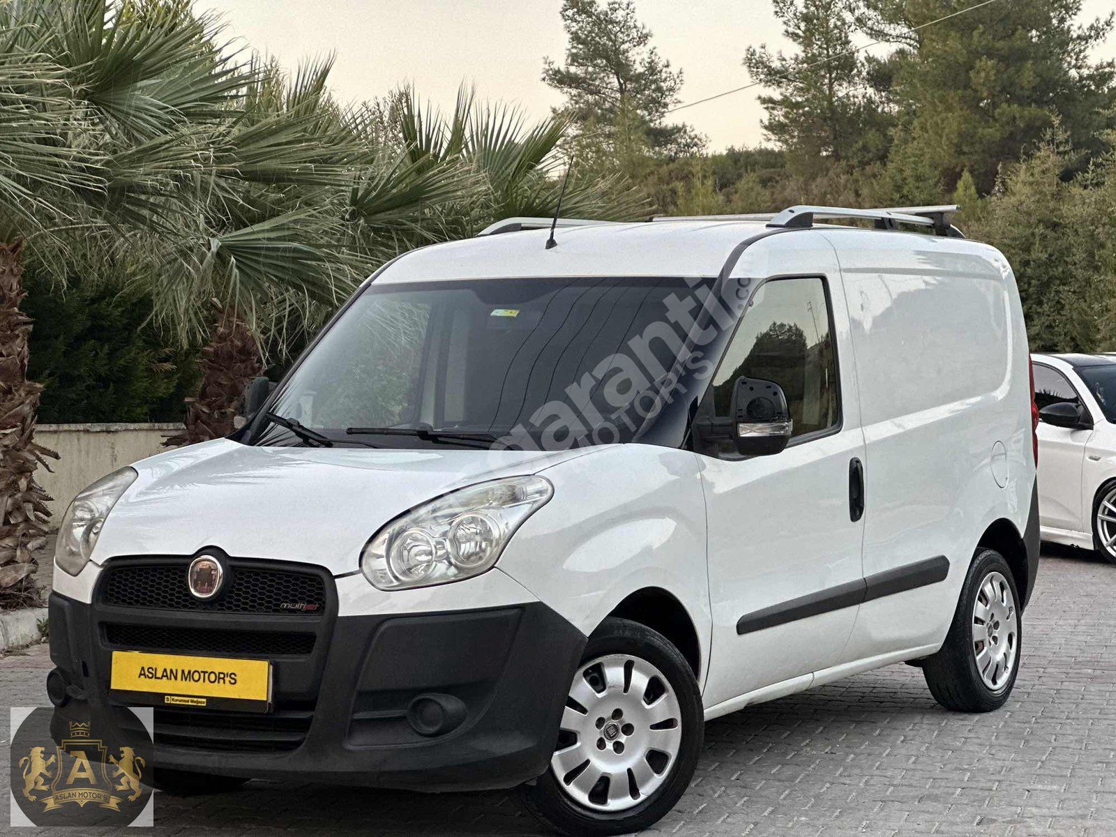 ASLAN MOTOR'S DAN 2012 MODEL DOBLO CARGO HATASIZ BOYASIZ KLİMALI