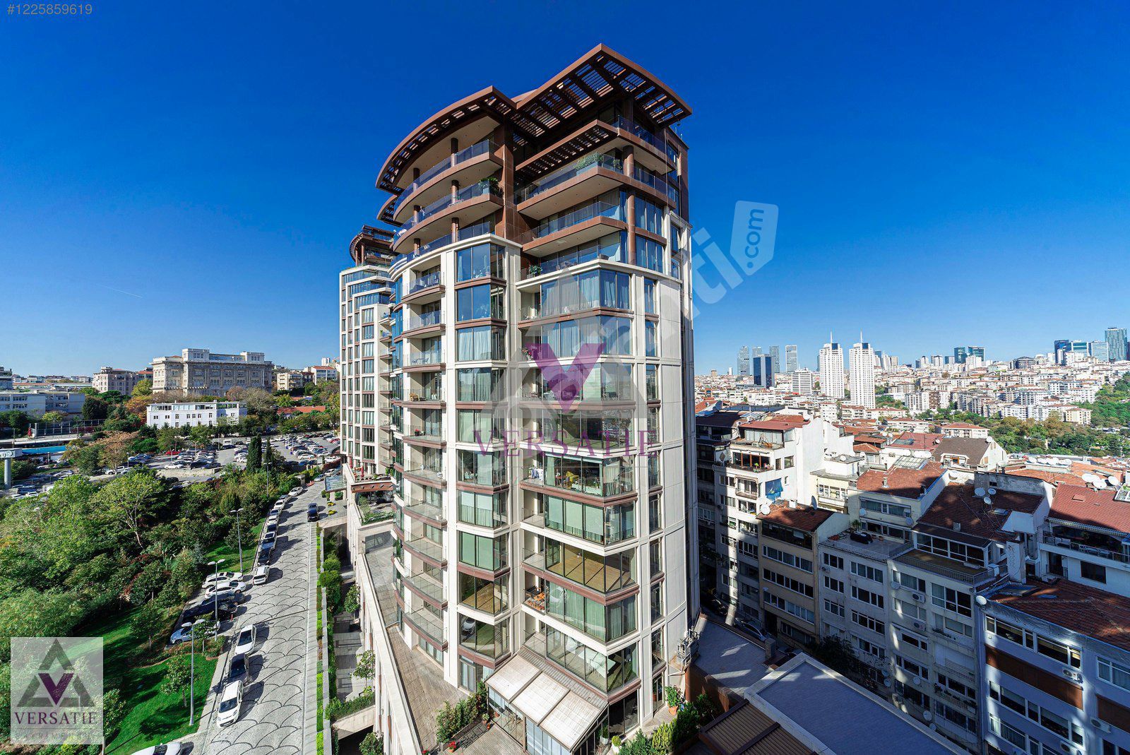 Beşiktaş Maçka Residence'de Boğaz Manzaralı 5+1 Tam Kat