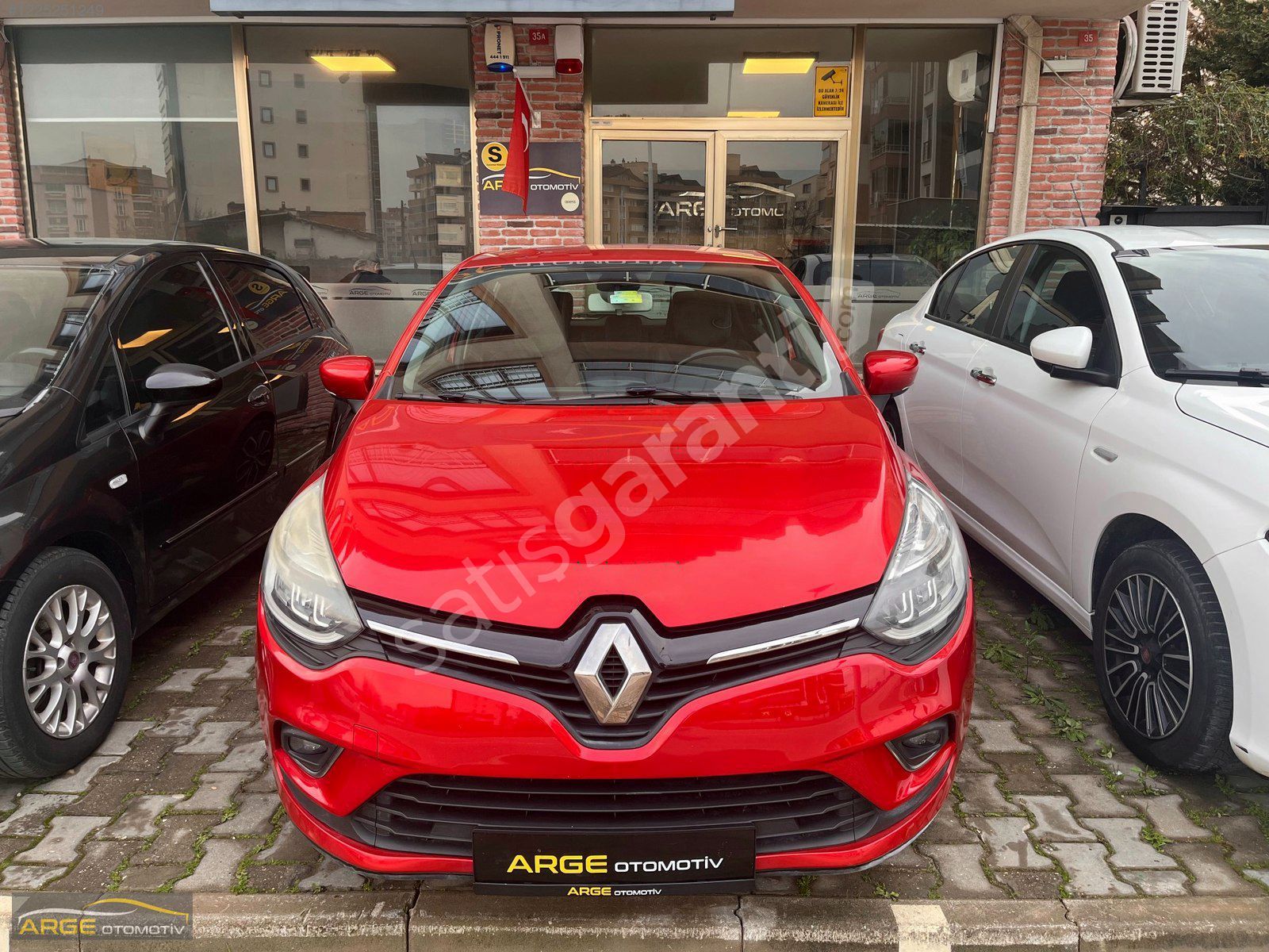 2017 RENAULT CLİO İCON 1.5 DİZEL OTOMATİK 101.000 KM KIRMIZI