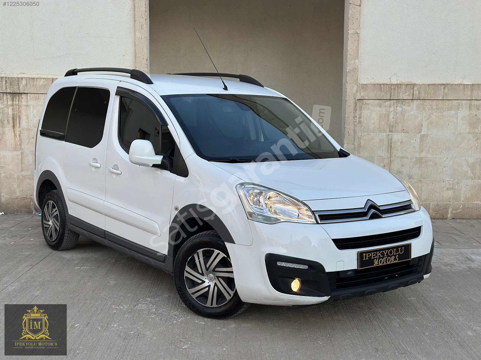 2018 MODEL CİTROEN BERLİNGO HATASIZ BOYASIZ HASARSIZ