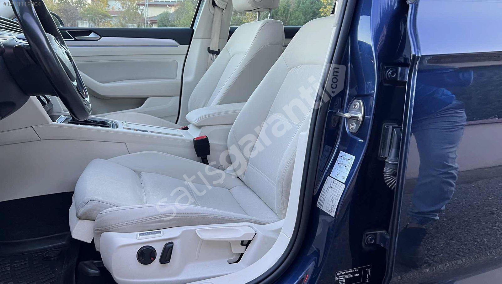 HAYALET CAM TAVAN 1.6 DİZEL OTOMATİK DOLU DOLU PASSAT