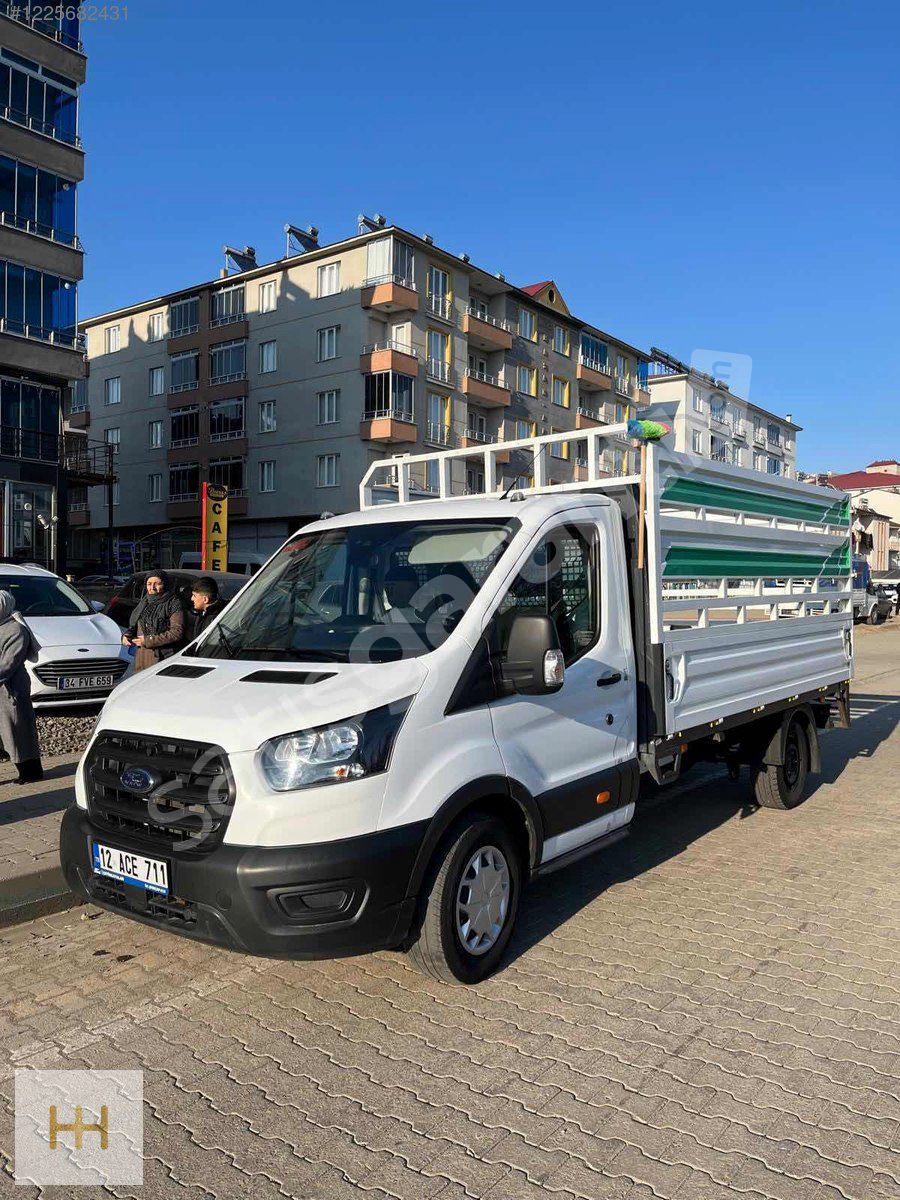 ARKA ÇEKER 2024 MODEL TRANSİT L HATASIZ