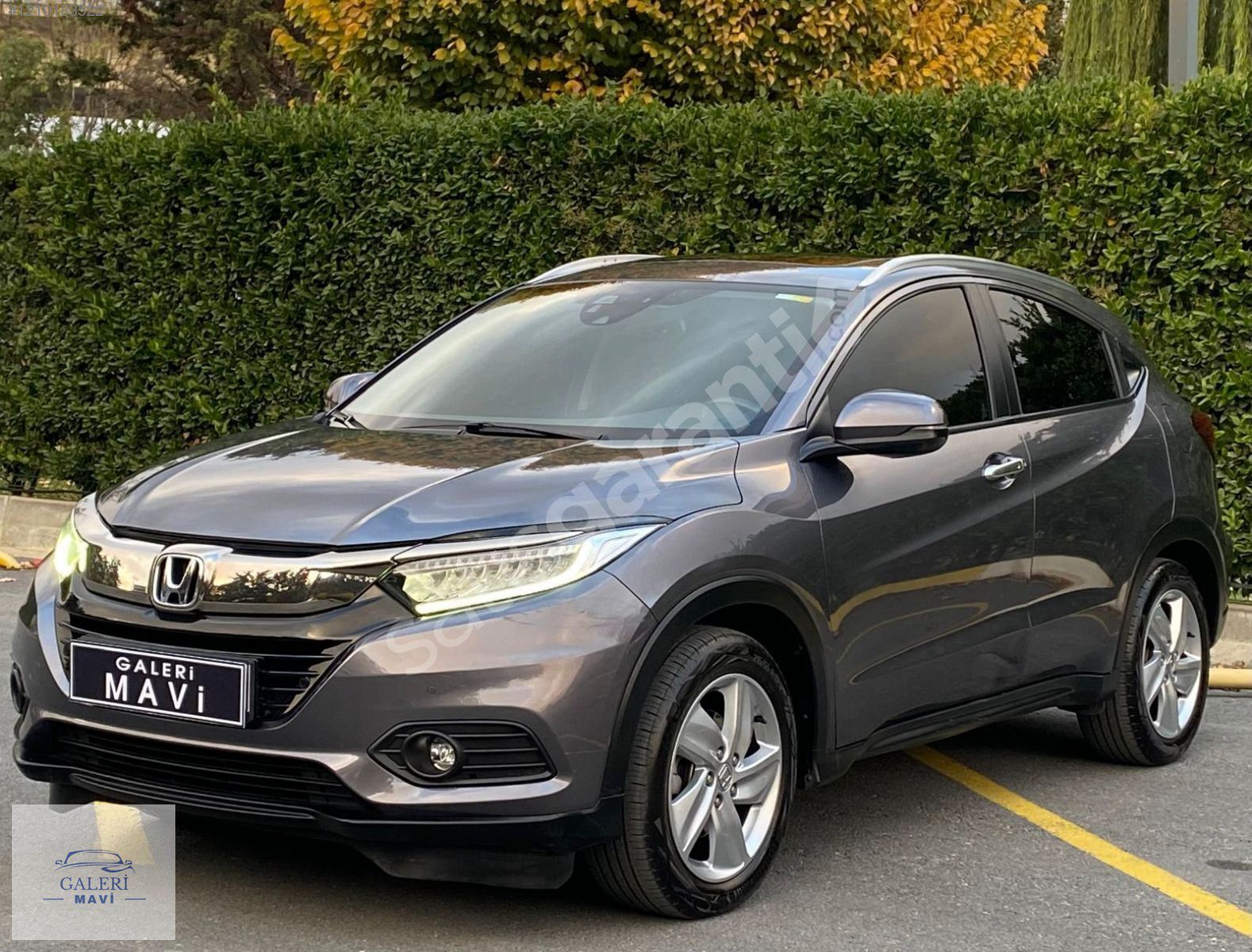 GALERİ MAVİ'DEN HONDA HRV 1.5 İ VTEC CAM TAVAN