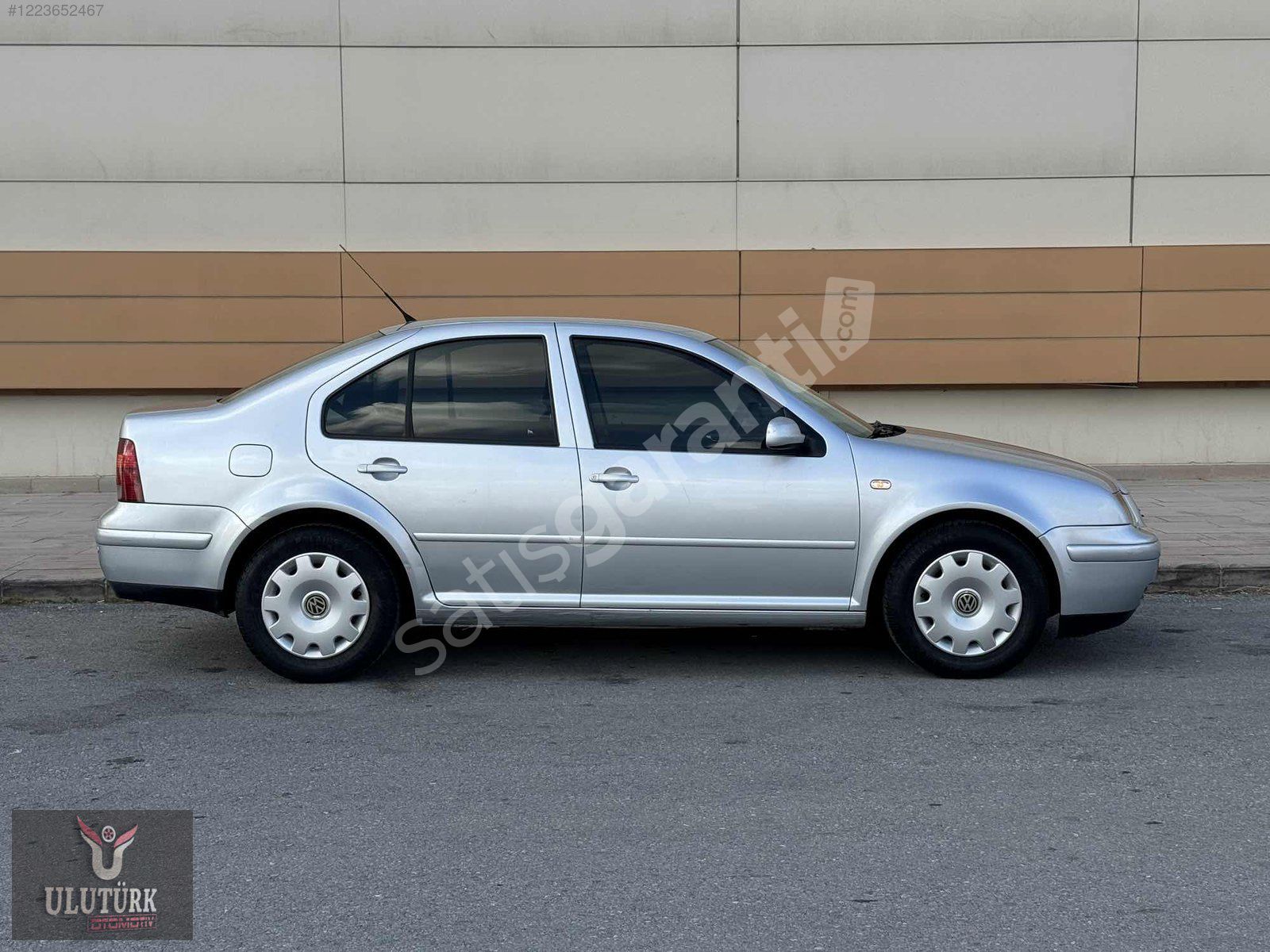 ULUTÜRK MOTORLU ARAÇLAR'DAN 2001 VW BORA 1.6 TRENDLİNE LPG Lİ