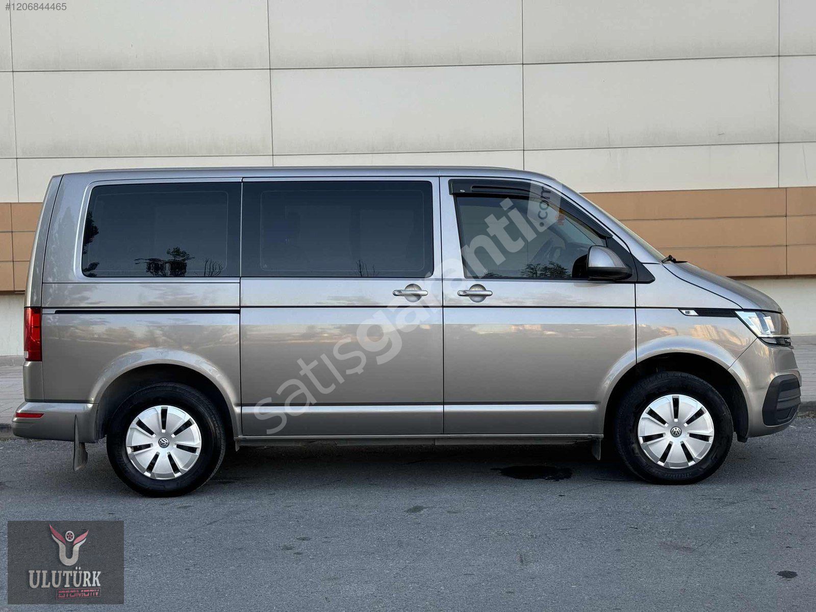 ULUTÜRK MOTORLU ARAÇLAR'DAN 2023 TRANSPORTER CAMLIVAN 2.0TDİ DSG